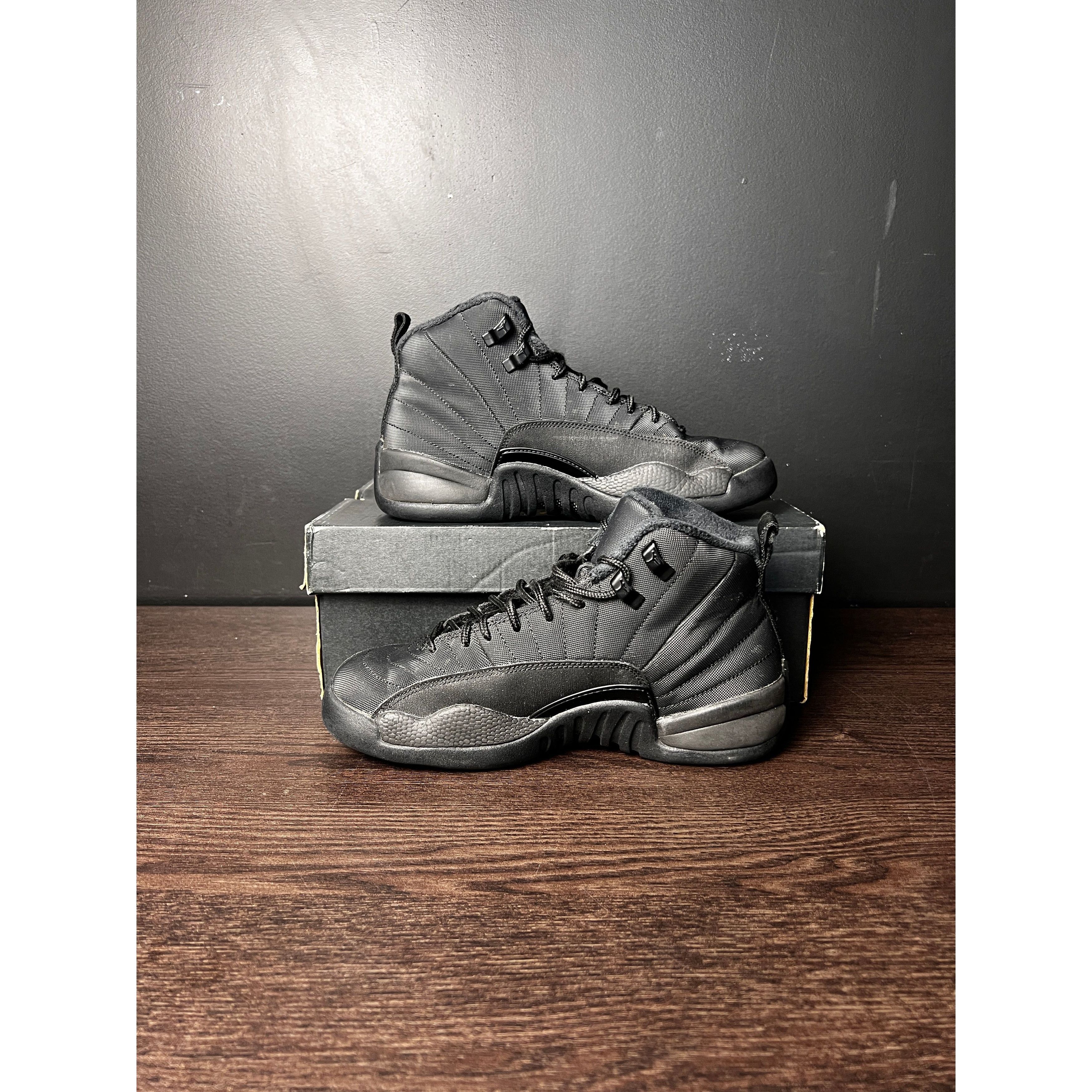 Jordan Brand Air Jordan 12 Retro "Winter Black" (GS) **PRE-OWNED** - Size 6 Size US 6 / EU 39 - 2 Thumbnail