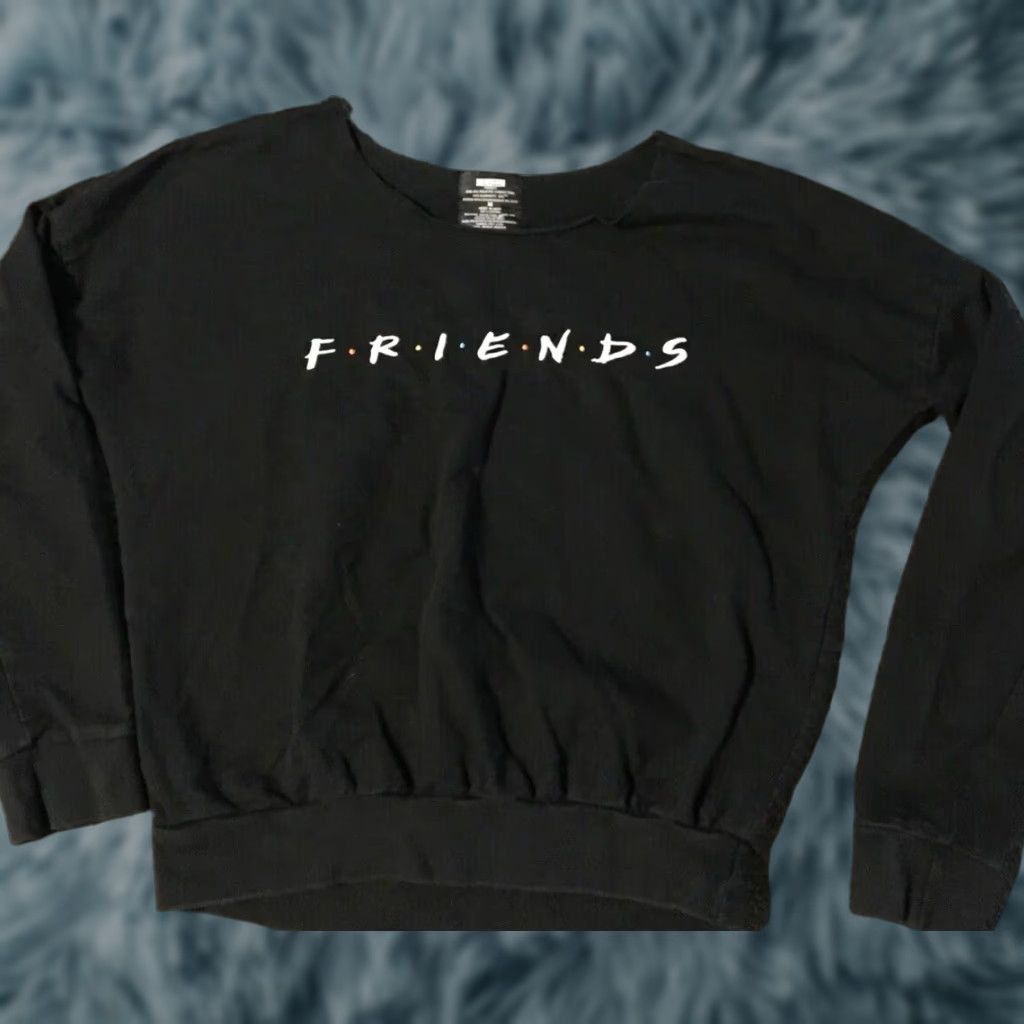 Vintage VINTAGE Women’s Friends TV Show Cropped Sweater M 90s Central Perk Black Logo Shirt Womens Size M / US 6-8 / IT 42-44 - 1 Thumbnail