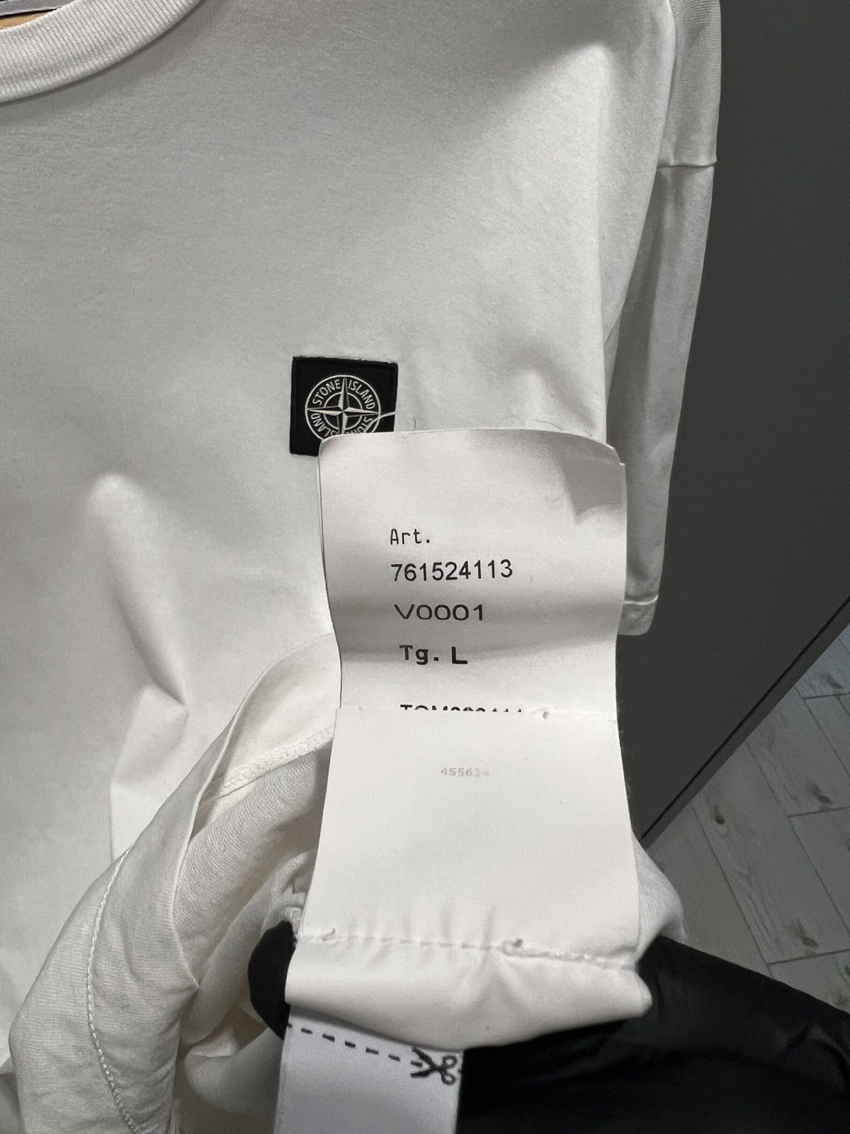 Stone Island Stone Island T-Shirt Size L Black Logo Patch Authentic Size US L / EU 52-54 / 3 - 15 Thumbnail