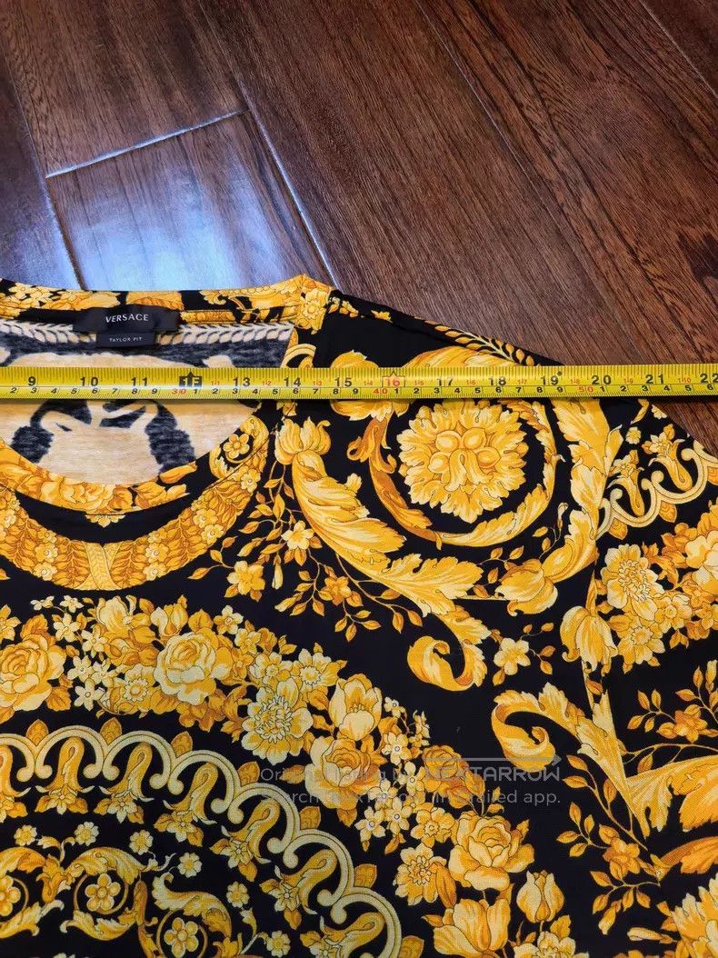 Versace Versace Black and gold T-shirt Size US XXL / EU 58 / 5 - 3 Thumbnail