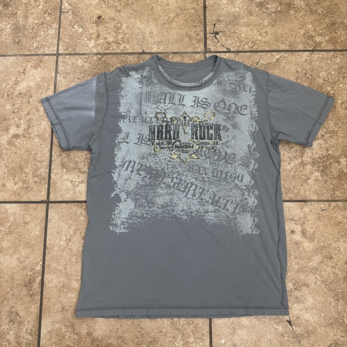 Hard Rock Cafe Hard rock graphic shirt Size US L / EU 52-54 / 3 - 1 Thumbnail