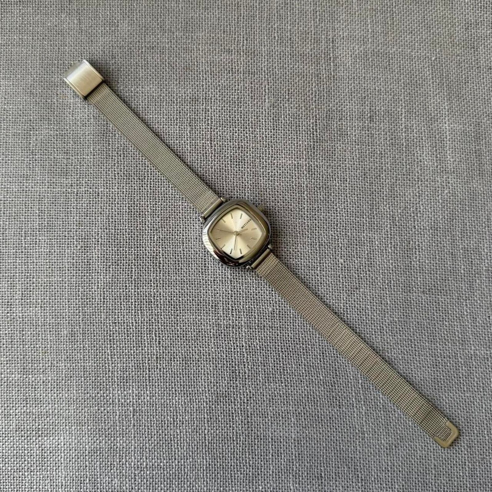 Other Elegant silver style watch classic Size ONE SIZE - 2 Thumbnail