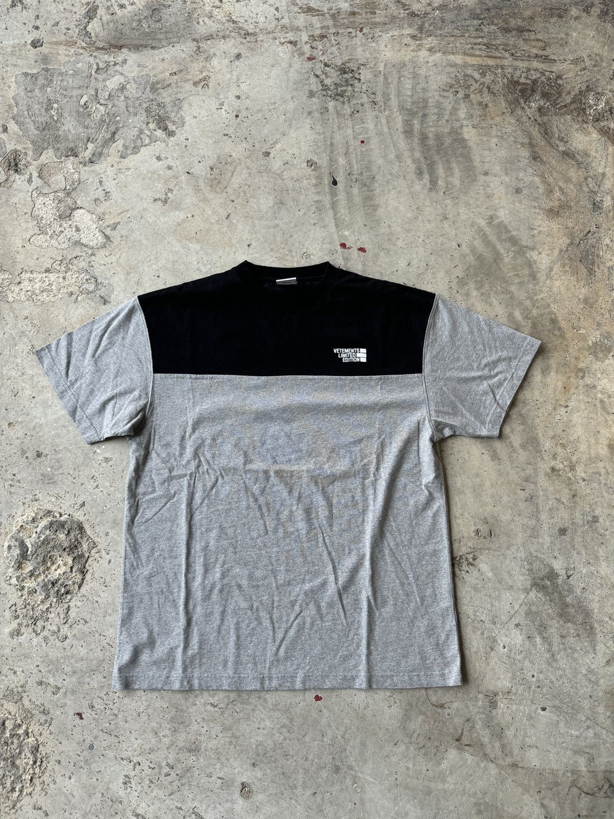 image of Vetements Limited Edition Tee Sport North Face Parody in Grey, Men's (Size Small)