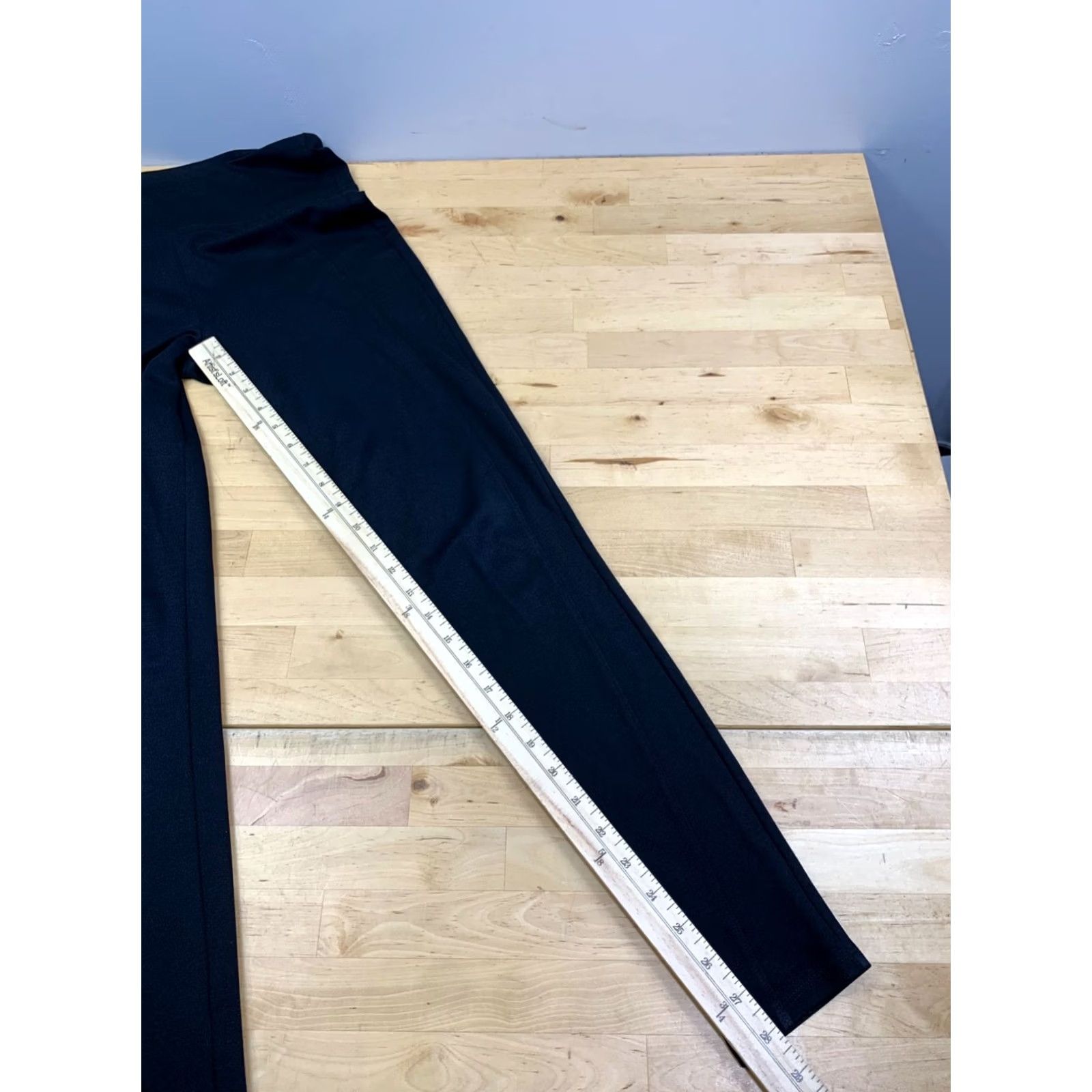 Spanx Spanx Leggings Women M Black Casual Athleisure Shaping Stretch Classic Ankle Activewear Womens Size 32" / US 10 / IT 46 - 6 Thumbnail