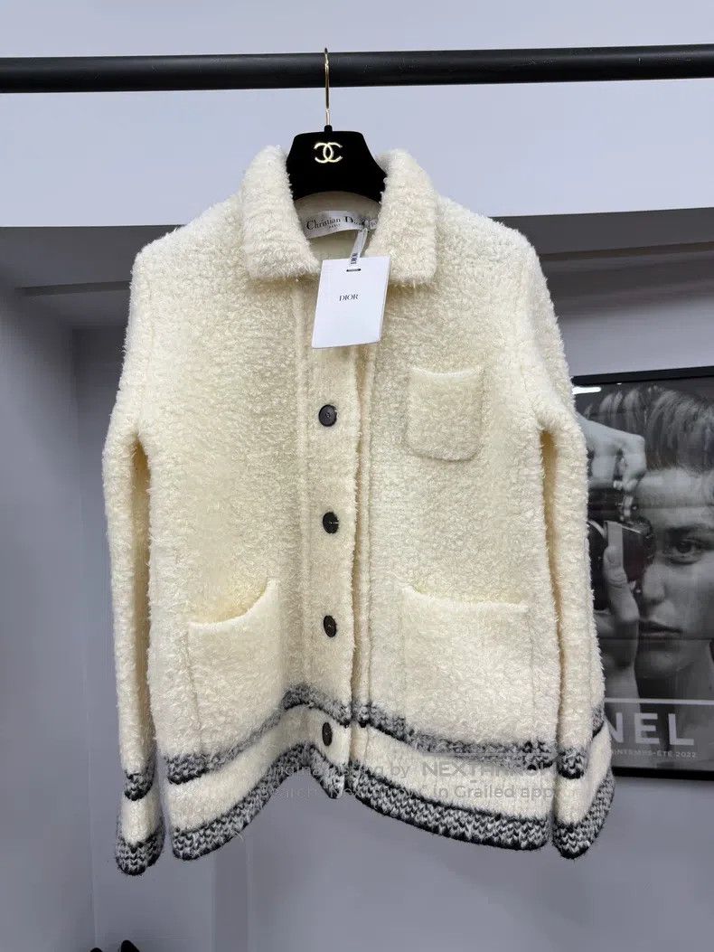 Dior Dior White teddy lamb coat Size M / US 6-8 / IT 42-44 - 1 Thumbnail