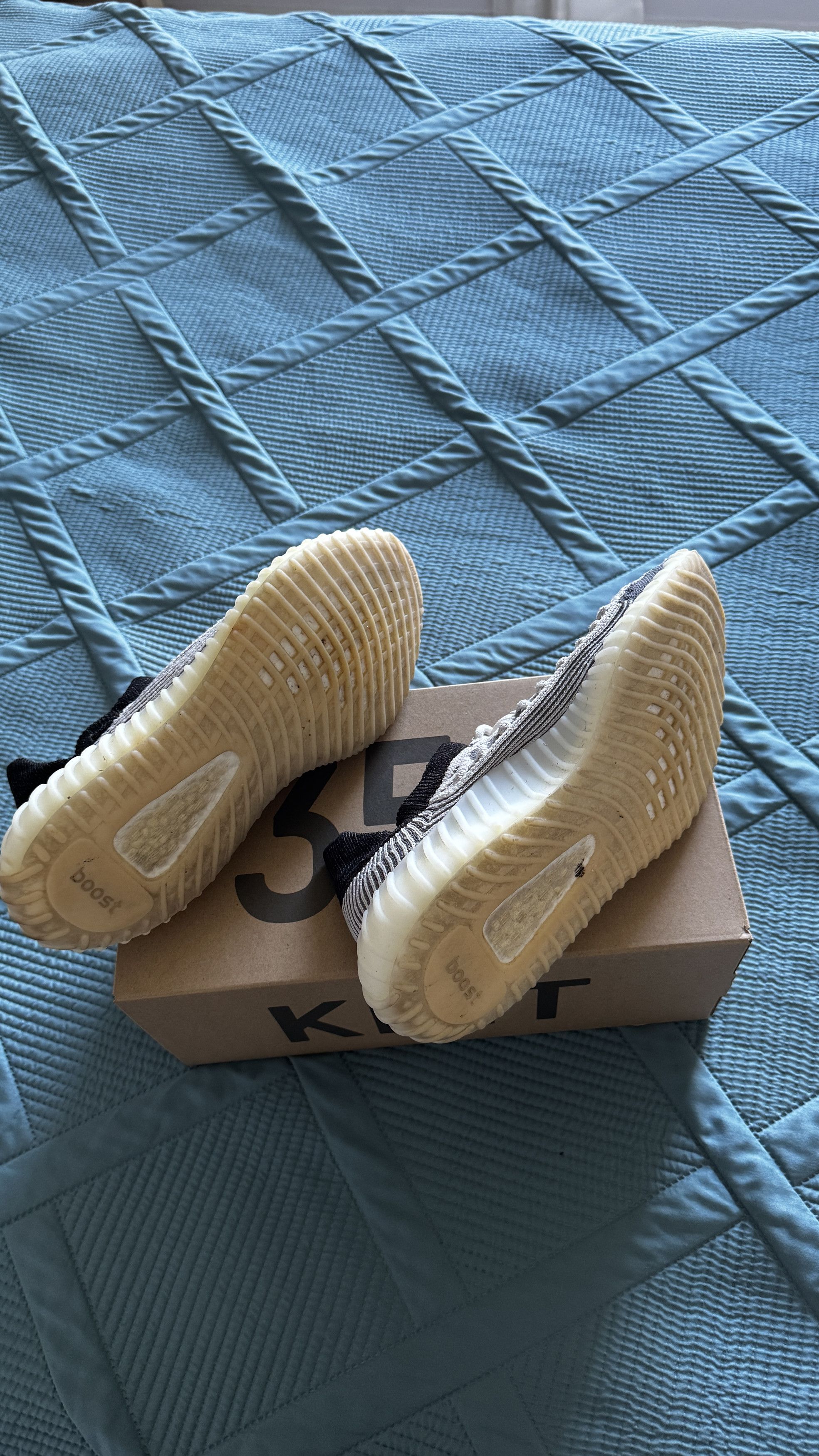 Yeezy Adidas Yeezy 350 V2 CMPCT Slate Panda Size US 9.5 / EU 42-43 - 8 Thumbnail