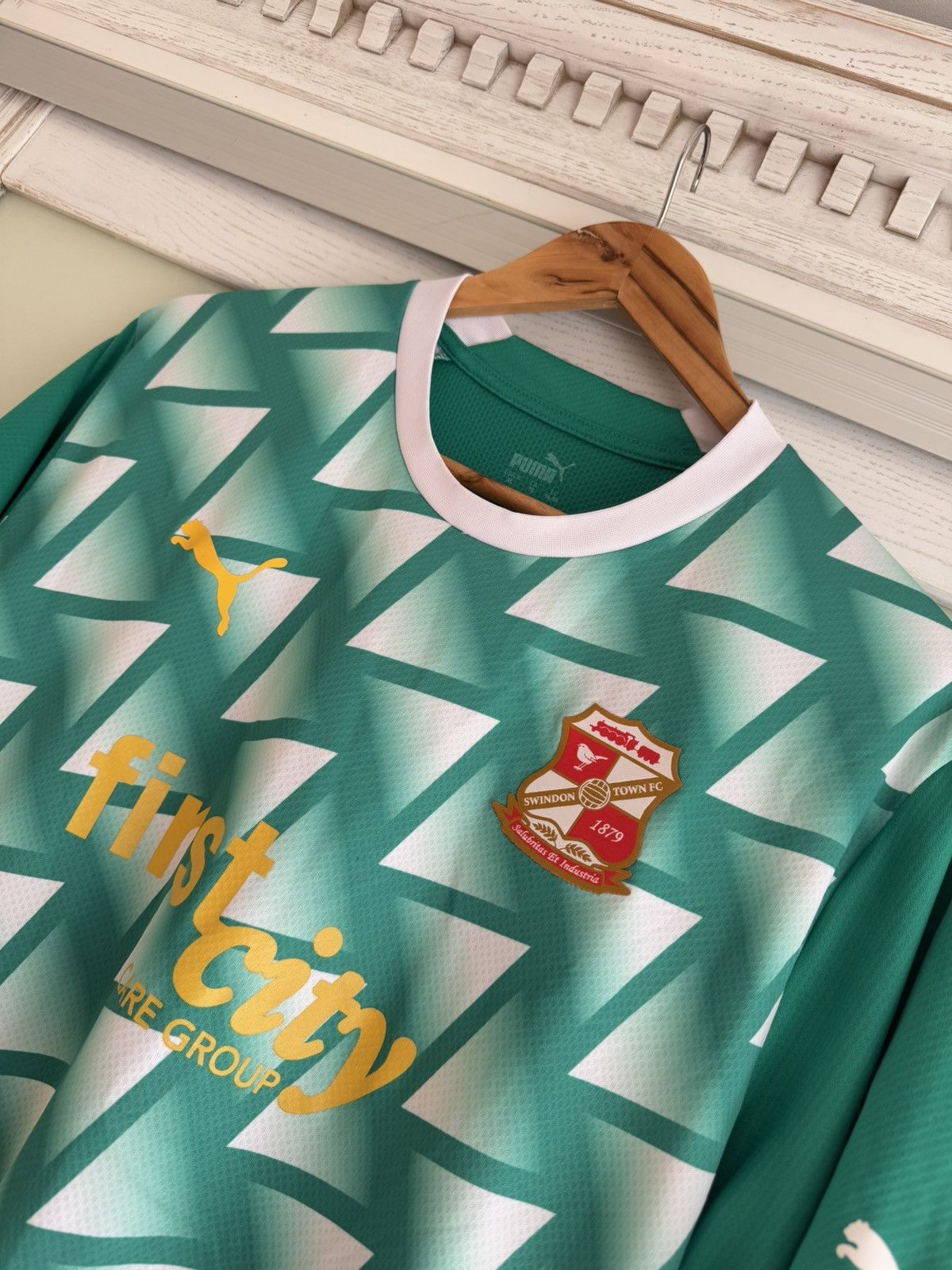 Puma Swindon Town 2022-2023 Third Soccer Jersey Football Kit Size US XL / EU 56 / 4 - 7 Thumbnail