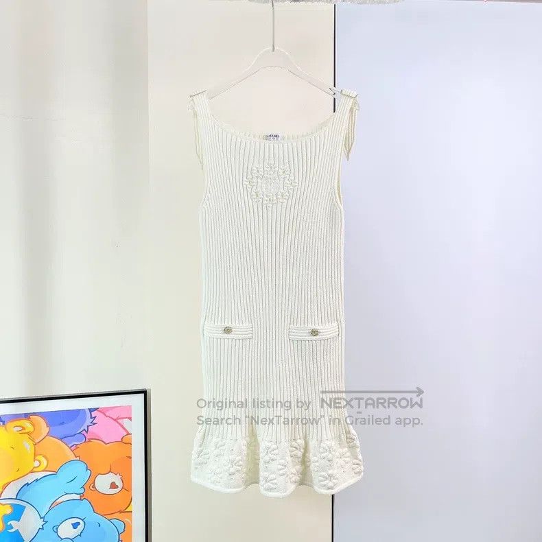 Chanel Chanel 20P white knitted dress Size XS / US 0-2 / IT 36-38 - 1 Thumbnail
