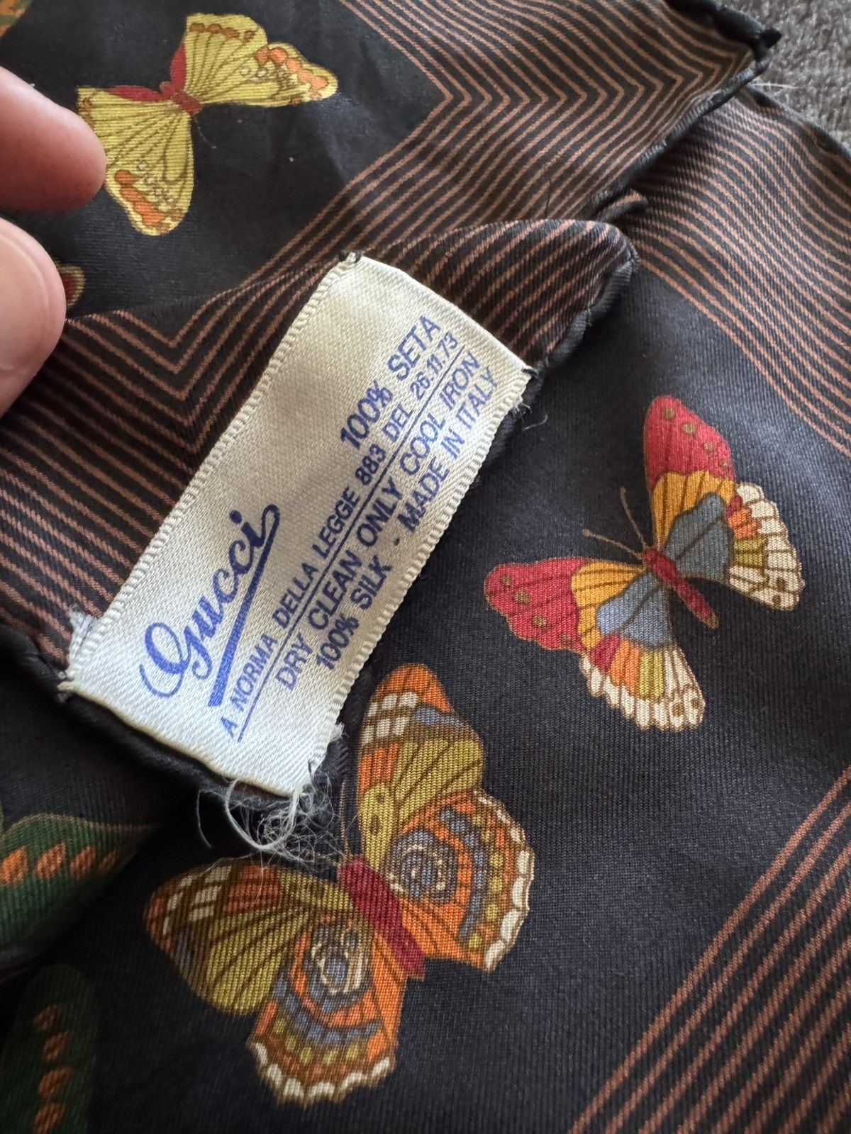 Gucci Gucci Foulard Gucci Farfalle, V. Accornero 1981 RARE Size ONE SIZE - 10 Thumbnail