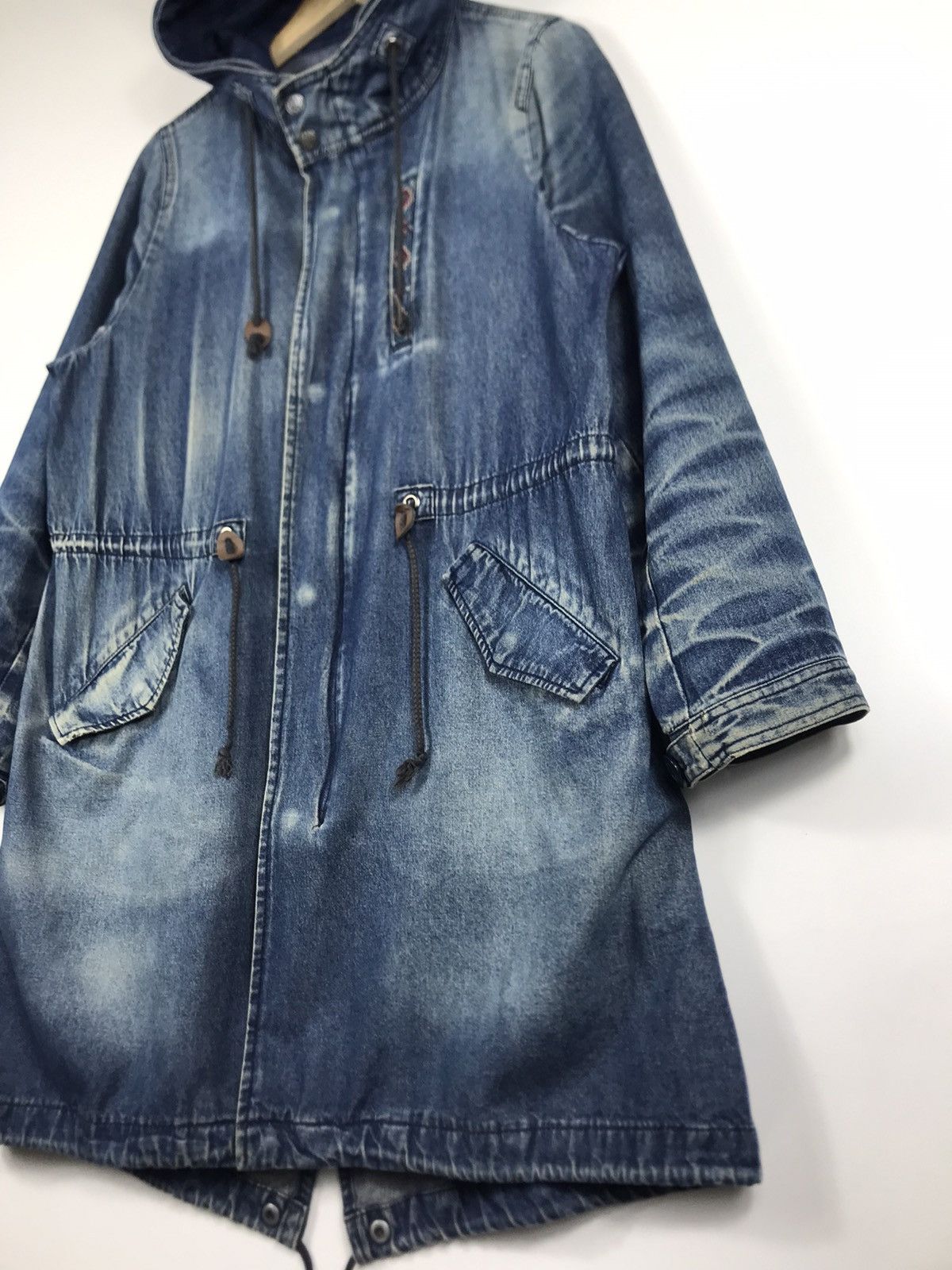 Japanese Brand ⚡️Titicaca Vintage Hooded Denim Ripped Parka Jacket Size M / US 6-8 / IT 42-44 - 3 Thumbnail