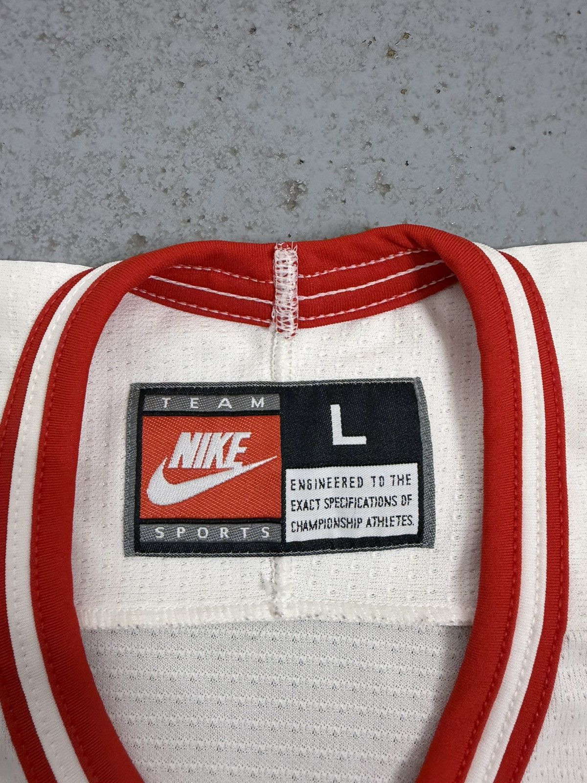 Nike Vintage Nike Austria Hockey NFL Jersey Size US L / EU 52-54 / 3 - 11 Thumbnail