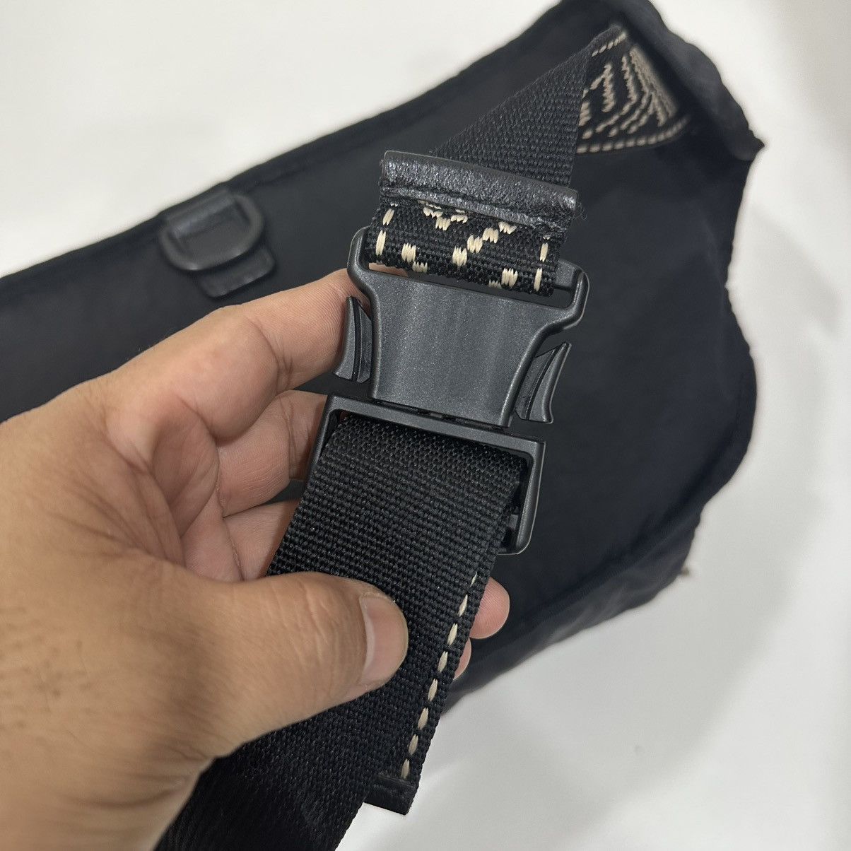 Gucci GUCCI BLACK NYLON TERRY CLOTH 80s LOGO PATCH WAIST BAG 29 Size ONE SIZE - 13 Thumbnail