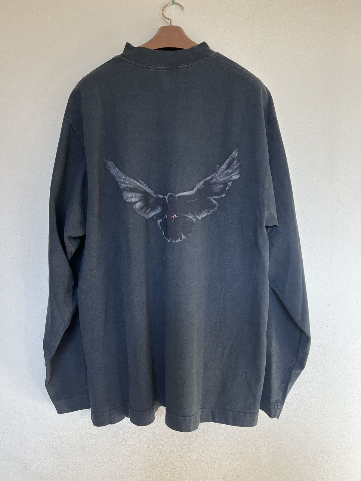 Balenciaga × Gap × Yeezy Balenciaga x Yeezy x Gap Dove Long Sleeve Size US S / EU 44-46 / 1 - 2 Thumbnail