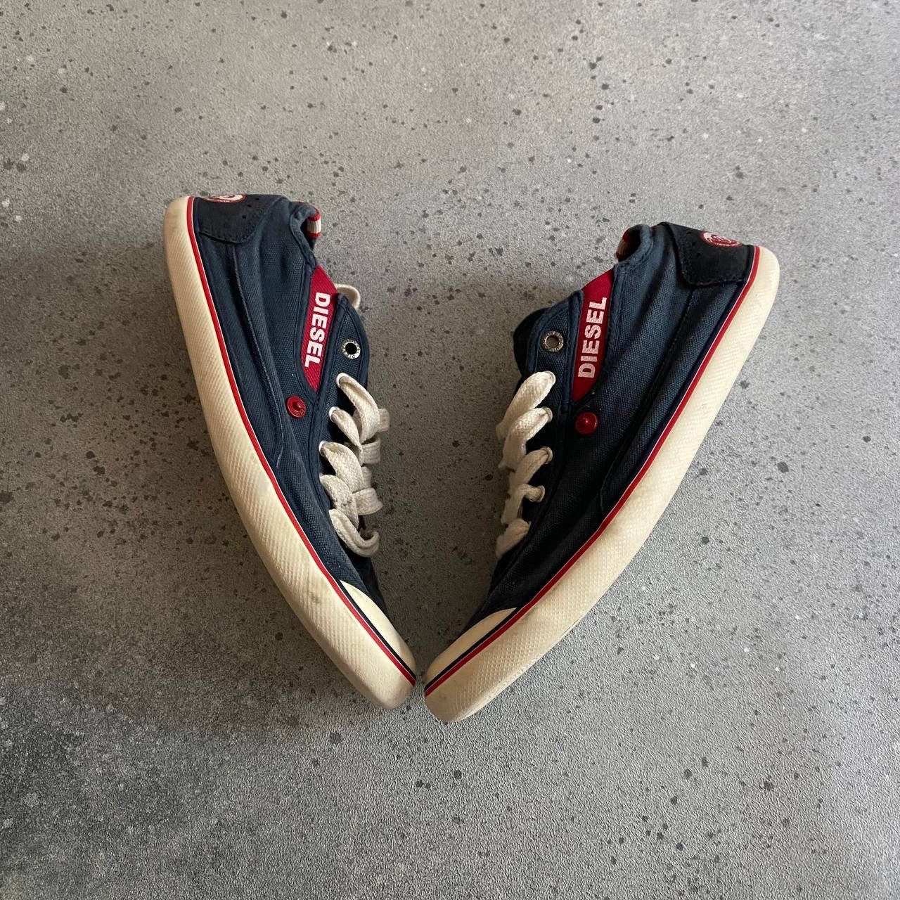 Diesel Diesel Vintage Punk Logo Unisex Sneakers Size US 9.5 / IT 39.5 - 4 Thumbnail