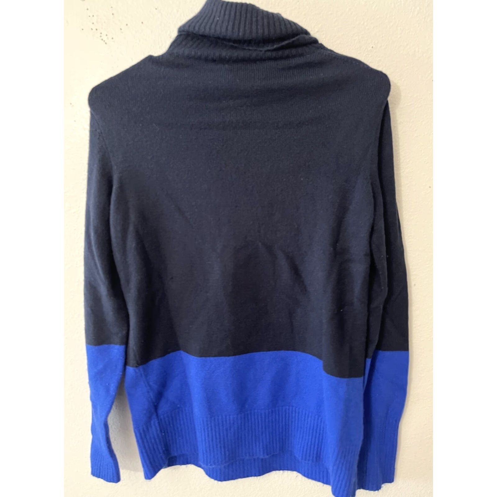 Gap Gap Sweater Women's Medium Blue Turtleneck Pullover Long Sleeve Button Detail Classic Knit Size M / US 6-8 / IT 42-44 - 3 Thumbnail
