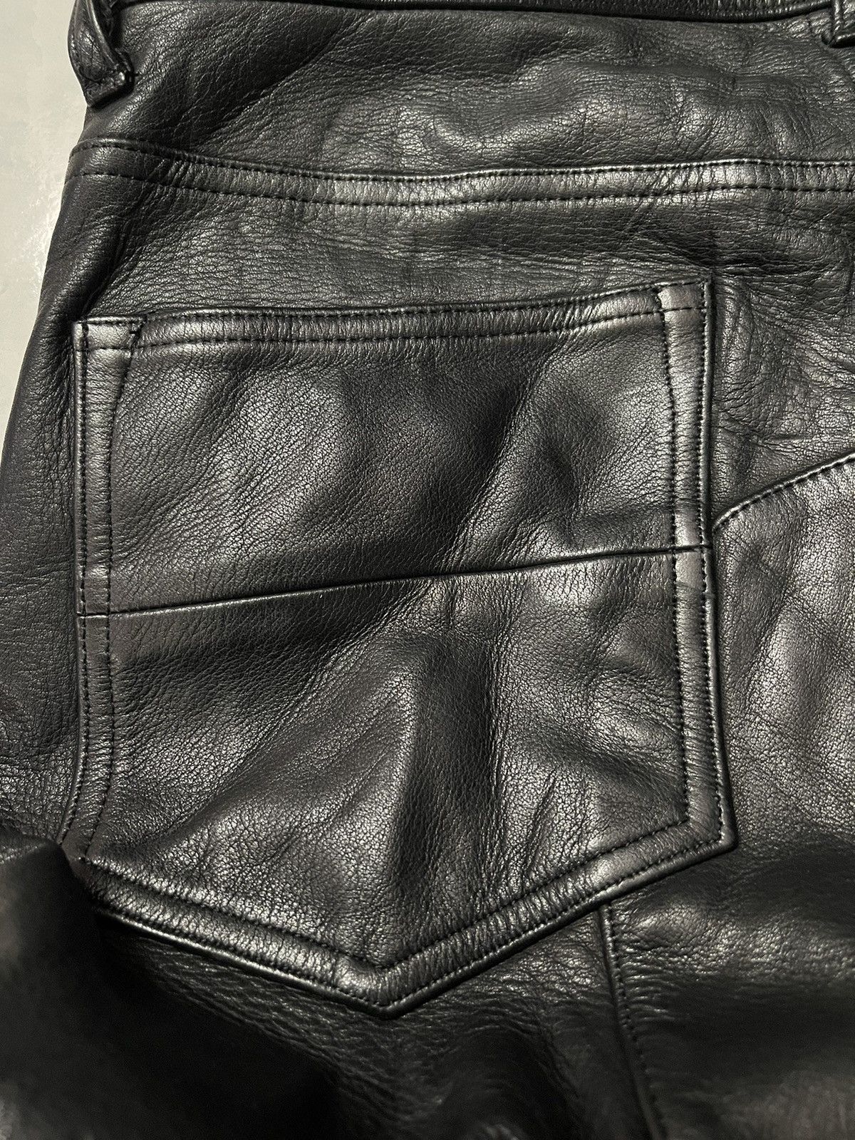 Japanese Brand John Undercover Leather Pants SlimFit Size US 30 / EU 46 - 6 Thumbnail
