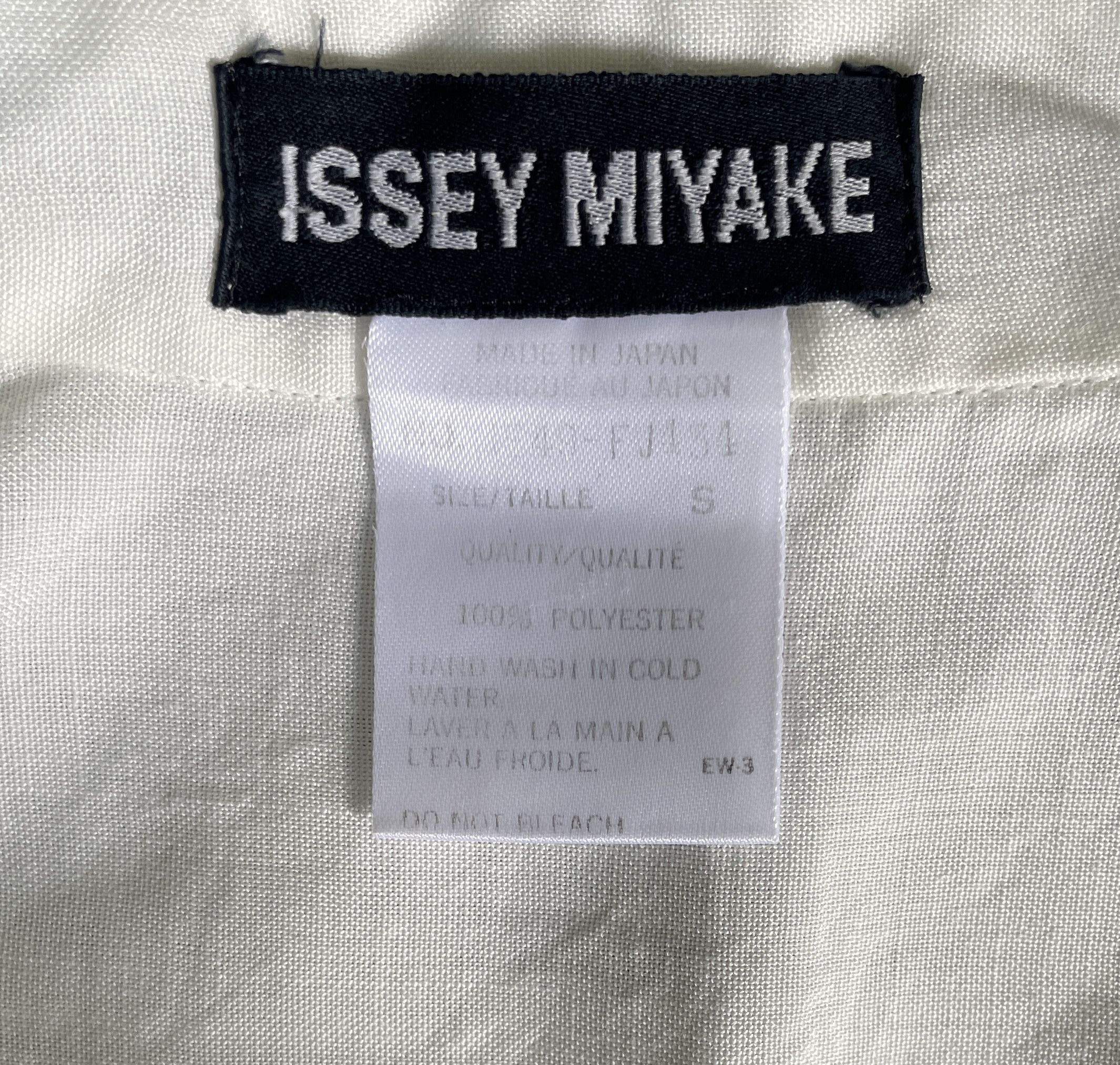 Issey Miyake ISSEY MIYAKE Classic White Shirt Size US M / EU 48-50 / 2 - 5 Thumbnail