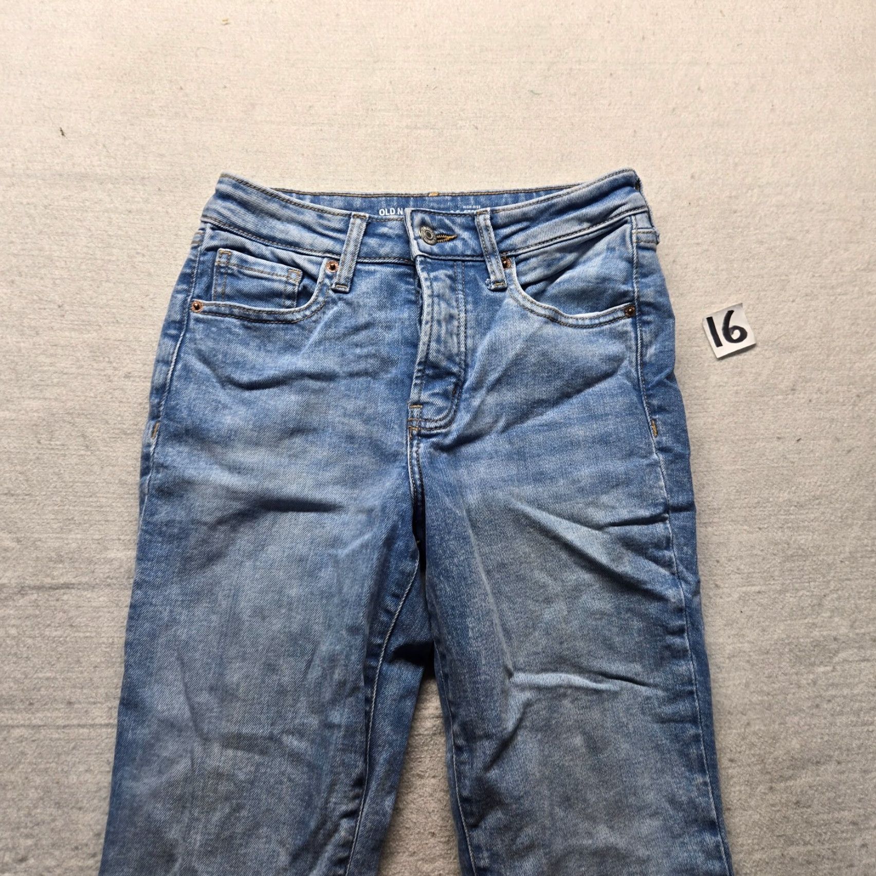 Old Navy VINTAGE Old Navy Jeans Blue Distressed Straight Adult Regular 0 Regular 27in Inseam 5-Pocket Denim Women’s Jeans 2000s? Size 25" / US 0 / IT 36 - 2 Thumbnail