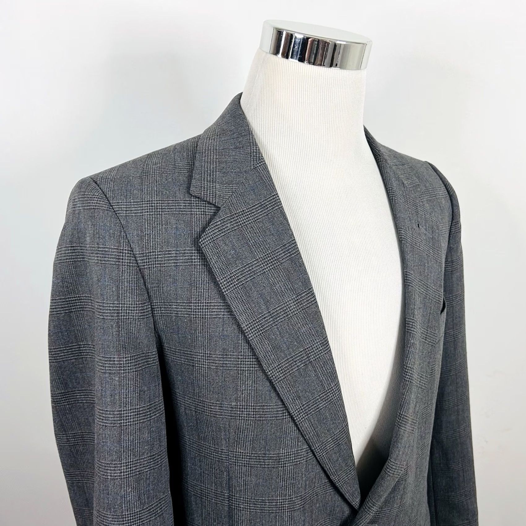 Levi's VINTAGE Levi's Struass 42R Sport Coat Wool Gray Glen Plaid Two-Button Single-Breasted Notch Lapel Formal Mens Reg Size US XS / EU 42 / 0 - 2 Thumbnail