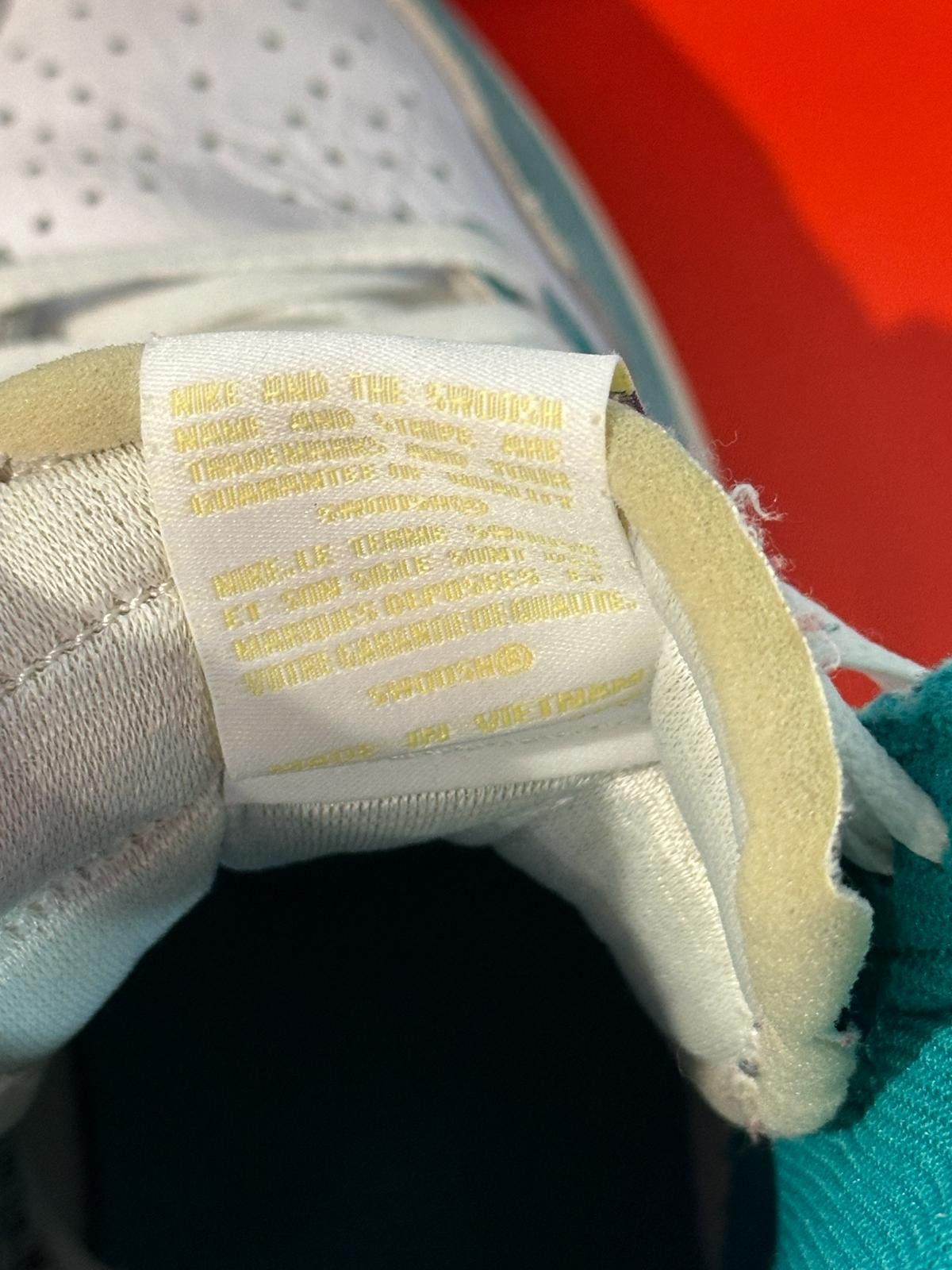 Jordan Brand × Nike Size 11 - Jordan 1 Retro OG High Turbo Green Size US 11 / EU 44 - 7 Thumbnail
