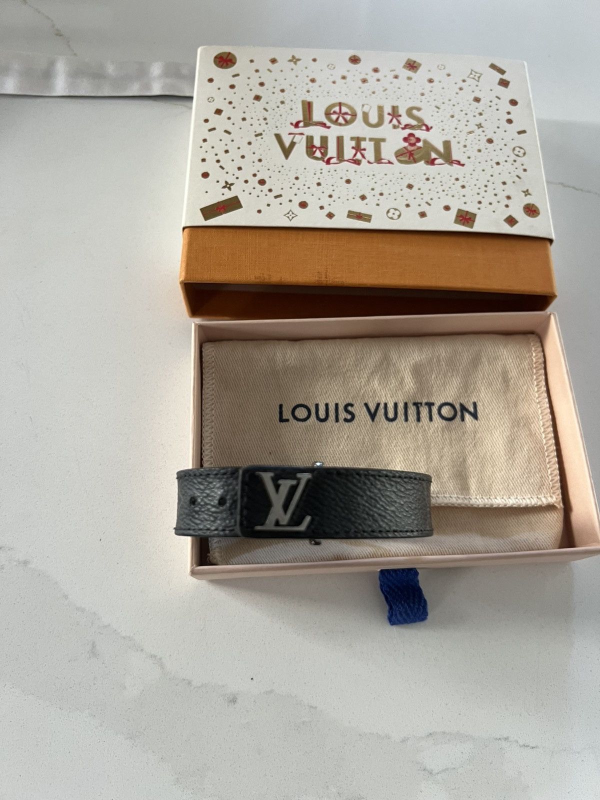 Louis Vuitton Louis Vuitton LV Slim Bracelet size 21 Size ONE SIZE - 2 Thumbnail