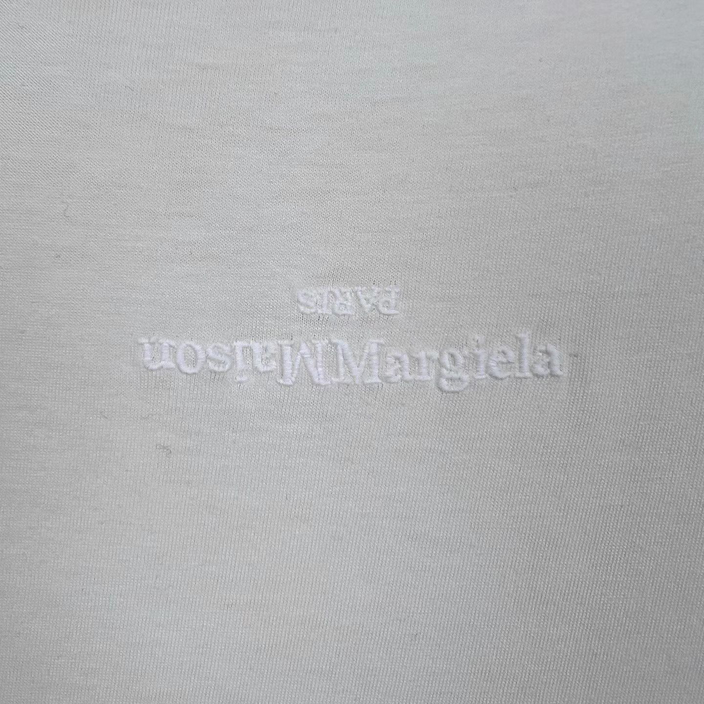 Maison Margiela Maison Margiela White Embroidered Logo Short Sleeve K12 Size US M / EU 48-50 / 2 - 4 Thumbnail