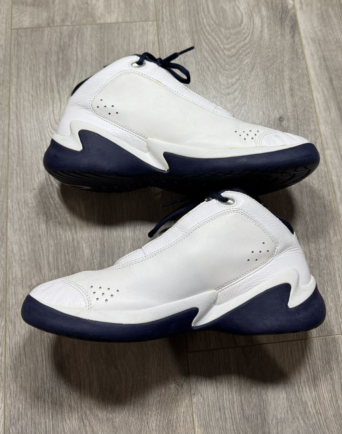 Oakley Oakley Domestic Redcode 0.1 White-Blue Basketball Shoes Size US 8.5 / EU 41-42 - 2 Thumbnail