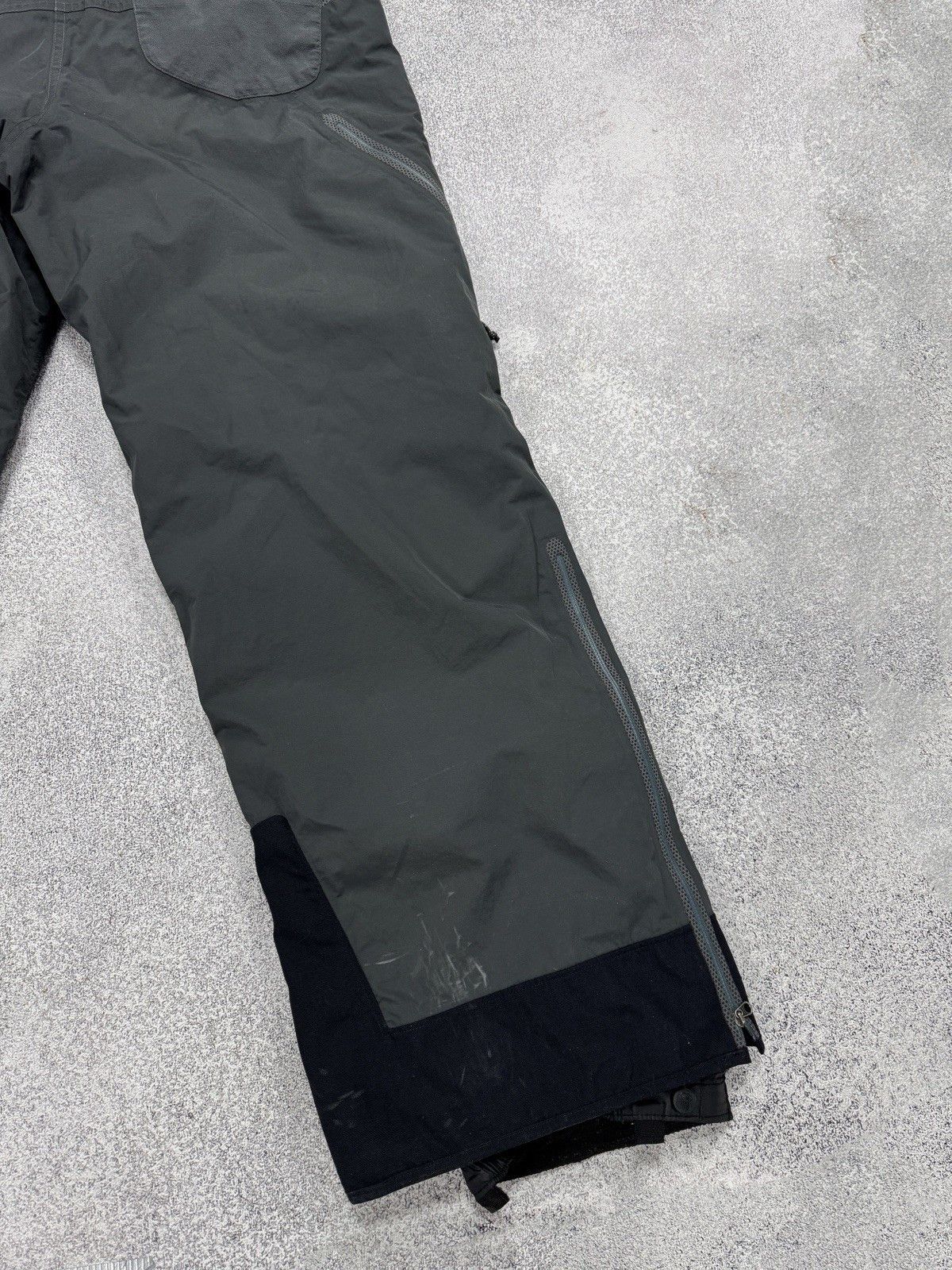 Mountain Hardwear Mountain Hardwear Primaloft Insulated SKI Snowboard Pants Size US 32 / EU 48 - 9 Thumbnail