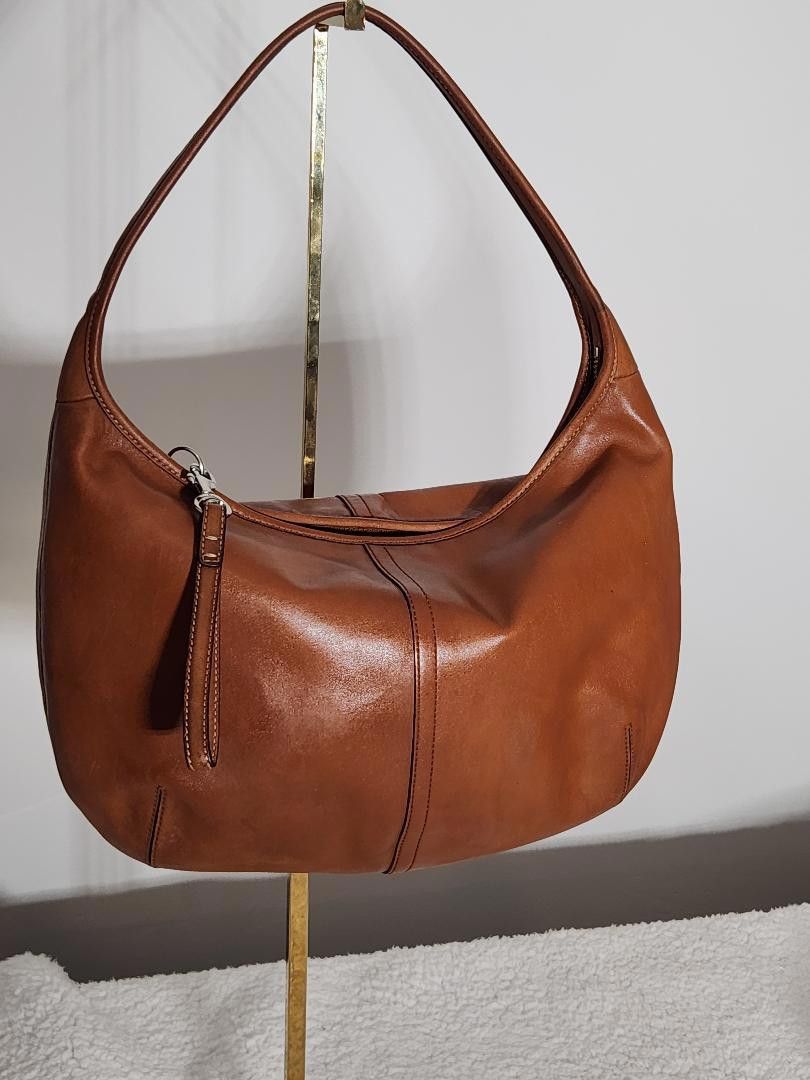 image of Coach Vintage Ergo Hobo Bag in Tan, Women's