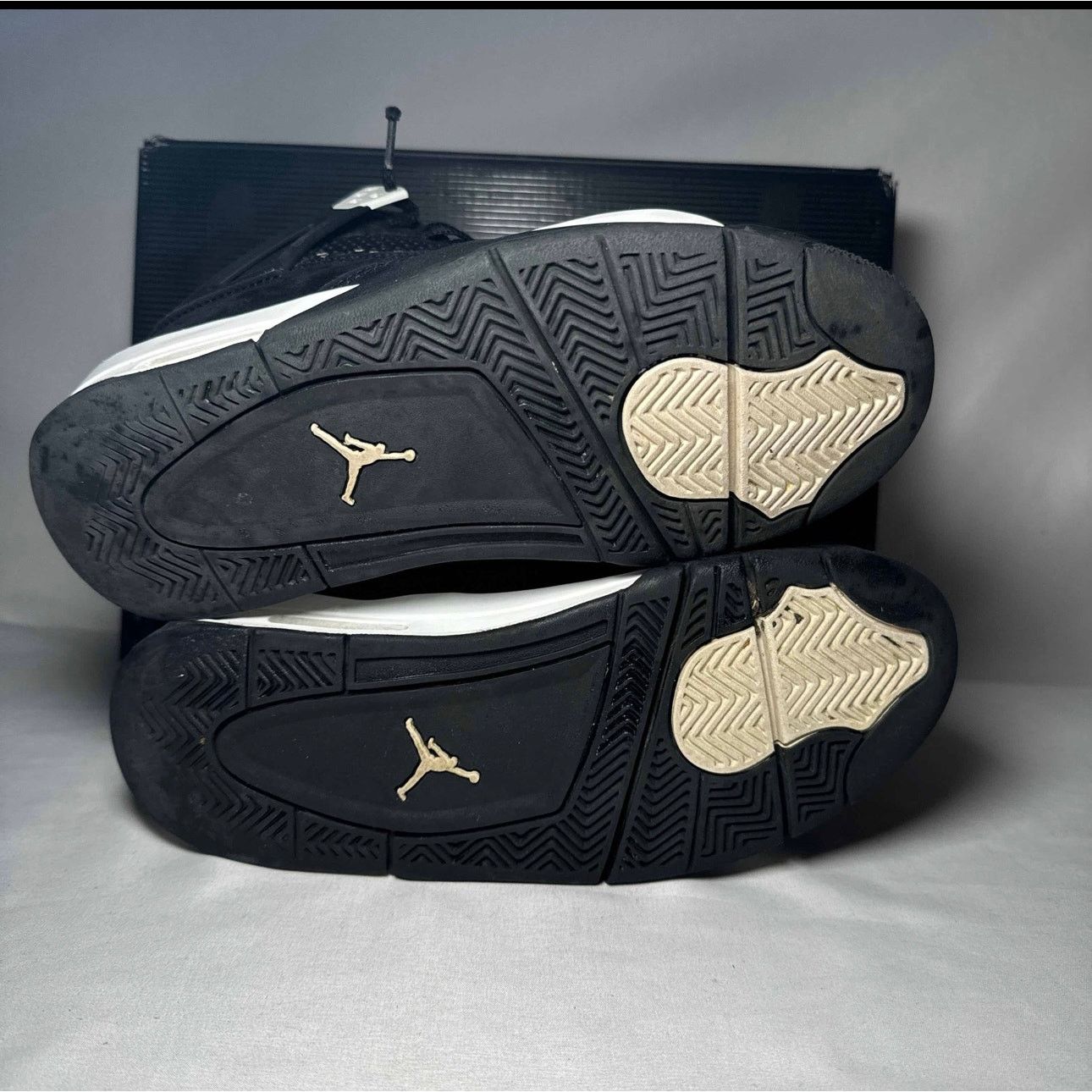 Jordan Brand × Nike Size 6.5 - Air Jordan 4 Retro GS White Thunder Men's Shoes Size US 6.5 / EU 39-40 - 7 Thumbnail