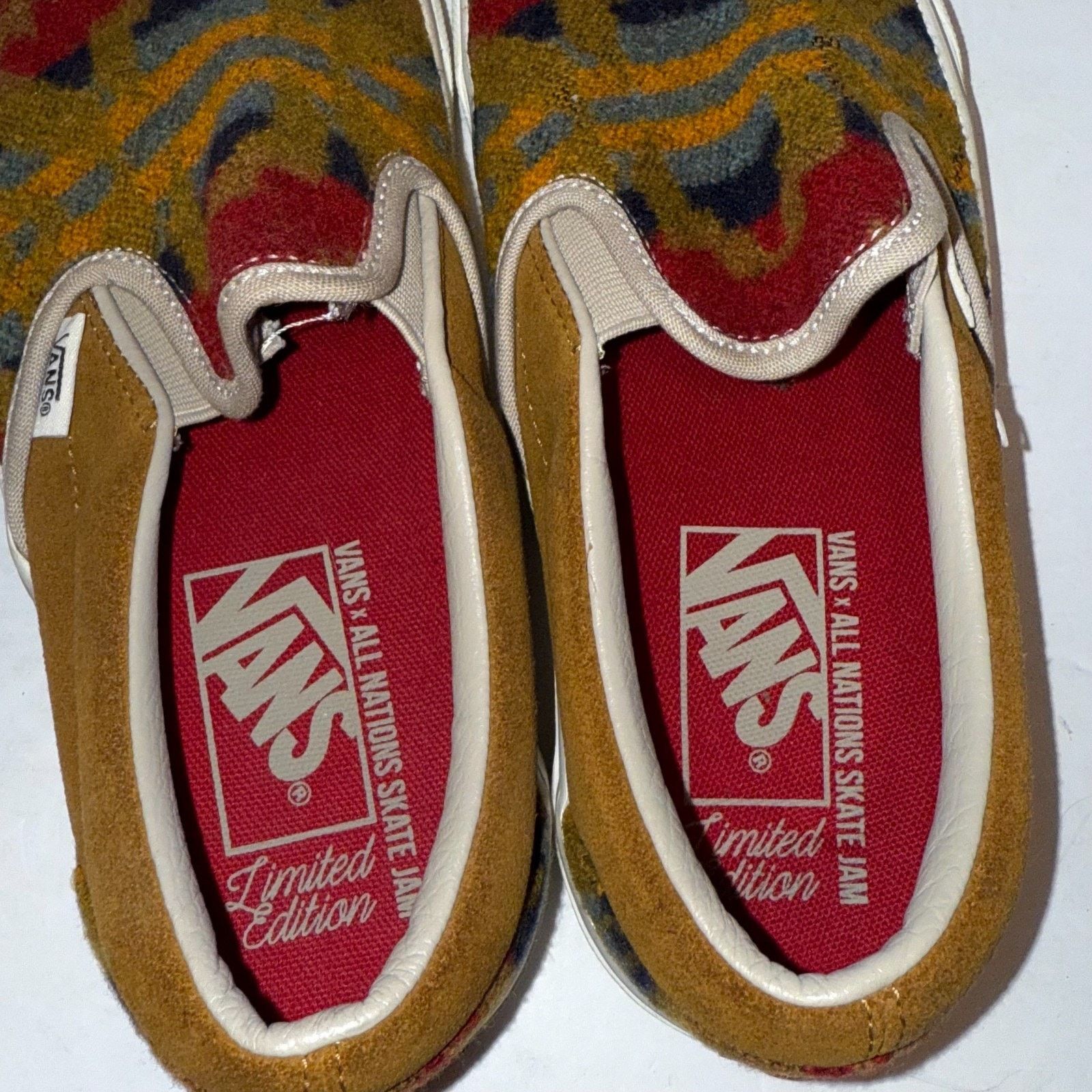 Vans RARE Vans All Nations Skate Jam Slip On Sz 5.5 Van Doren Size US 5.5 / EU 38 - 6 Thumbnail