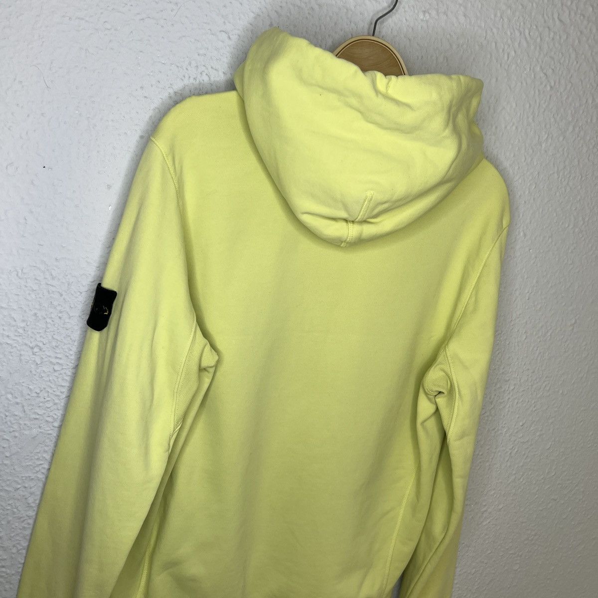 Stone Island Stone Island Hoodie Sweatshirt Hooded Yellow Patch Logo Size US L / EU 52-54 / 3 - 9 Thumbnail