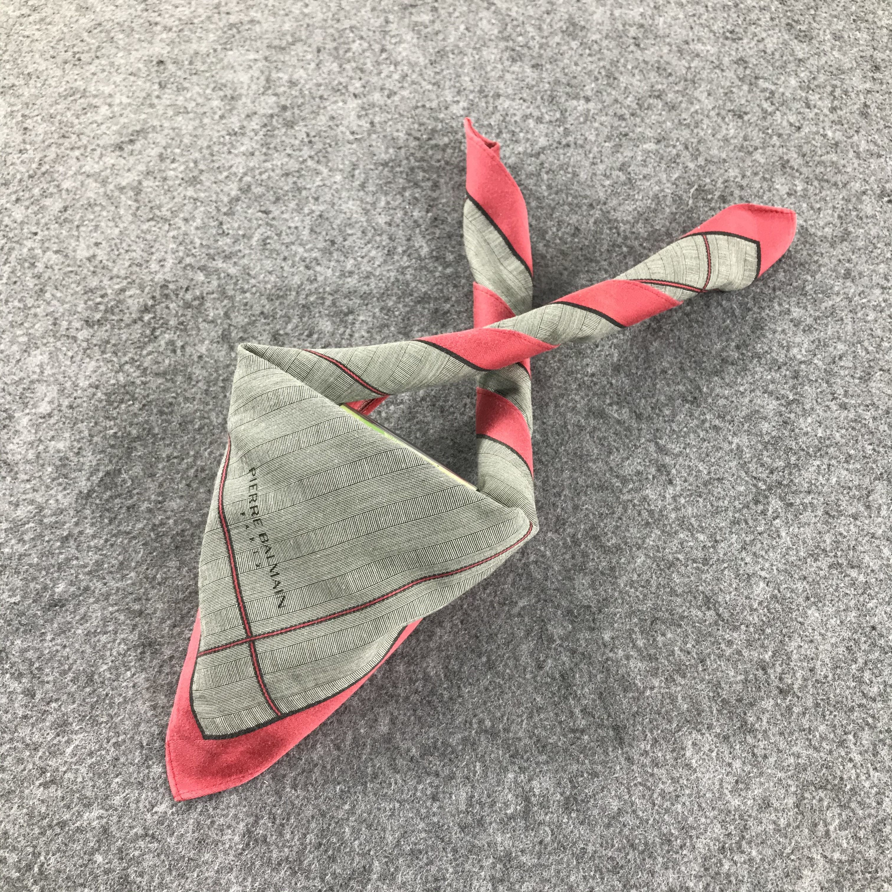 Pierre Balmain Pierre Balmain Handkerchief Neckerchief Bandana H227 Size ONE SIZE - 3 Thumbnail