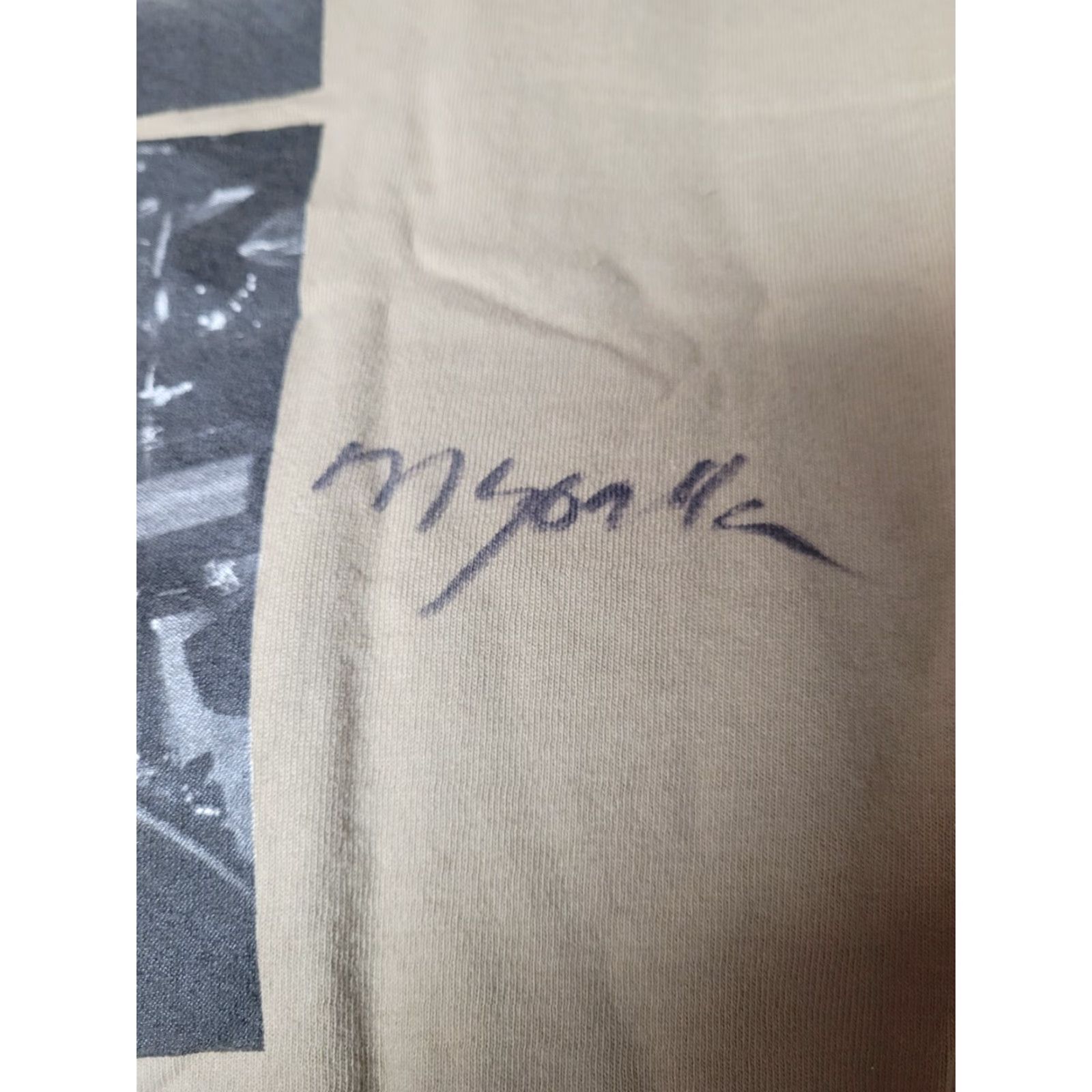 Hanes VTG Fates Warning A Pleasant Shade of Gray T Shirt XL Beige Cotton Hanes Regular Mens Autograph Graphic Tee Size US XL / EU 56 / 4 - 5 Thumbnail
