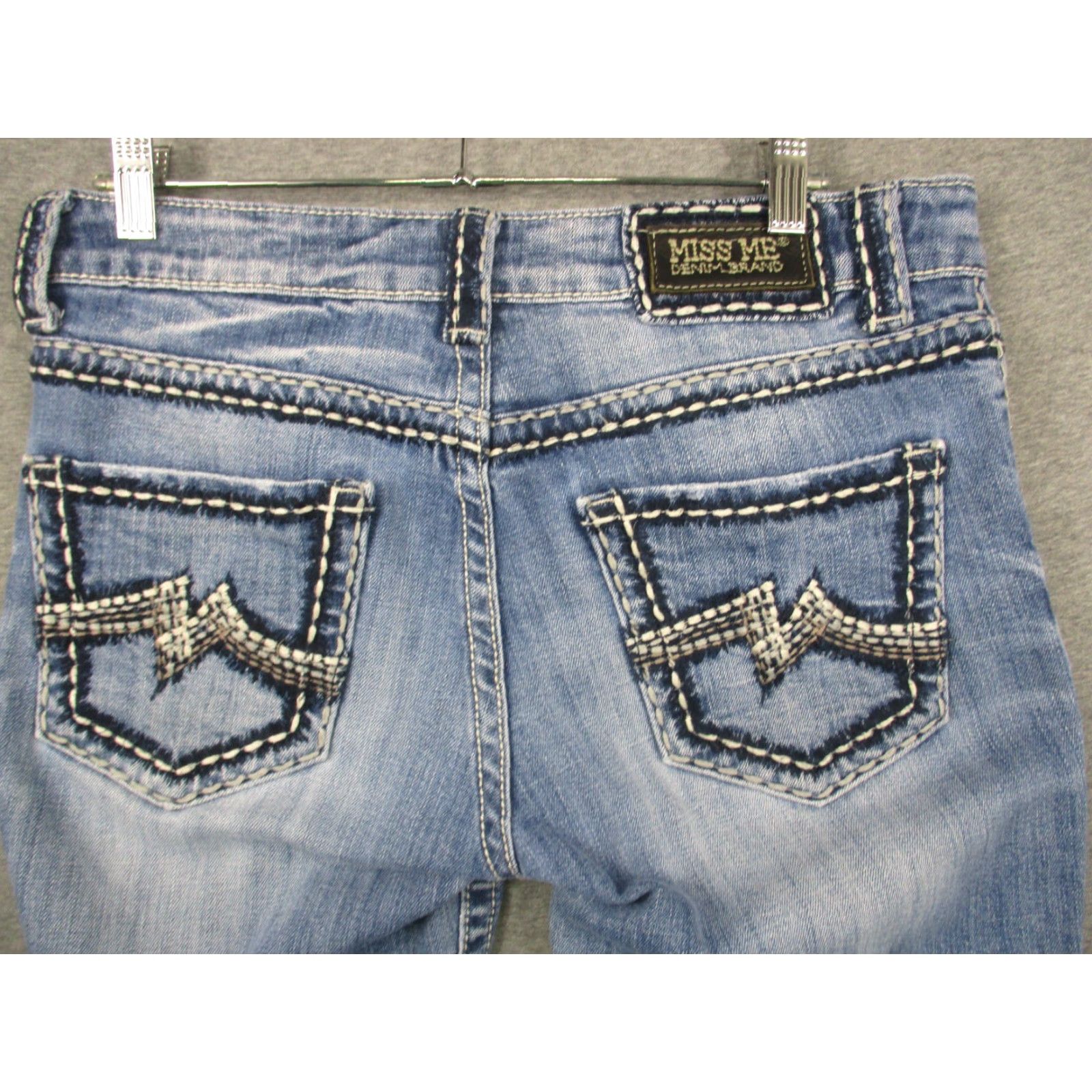 Miss Me Miss Me Jeans Women 27 Boyfriend Rhinestone Capri Denim Blue Regular 27in Inseam Jeans Womens Size 27" / US 4 / IT 40 - 7 Thumbnail