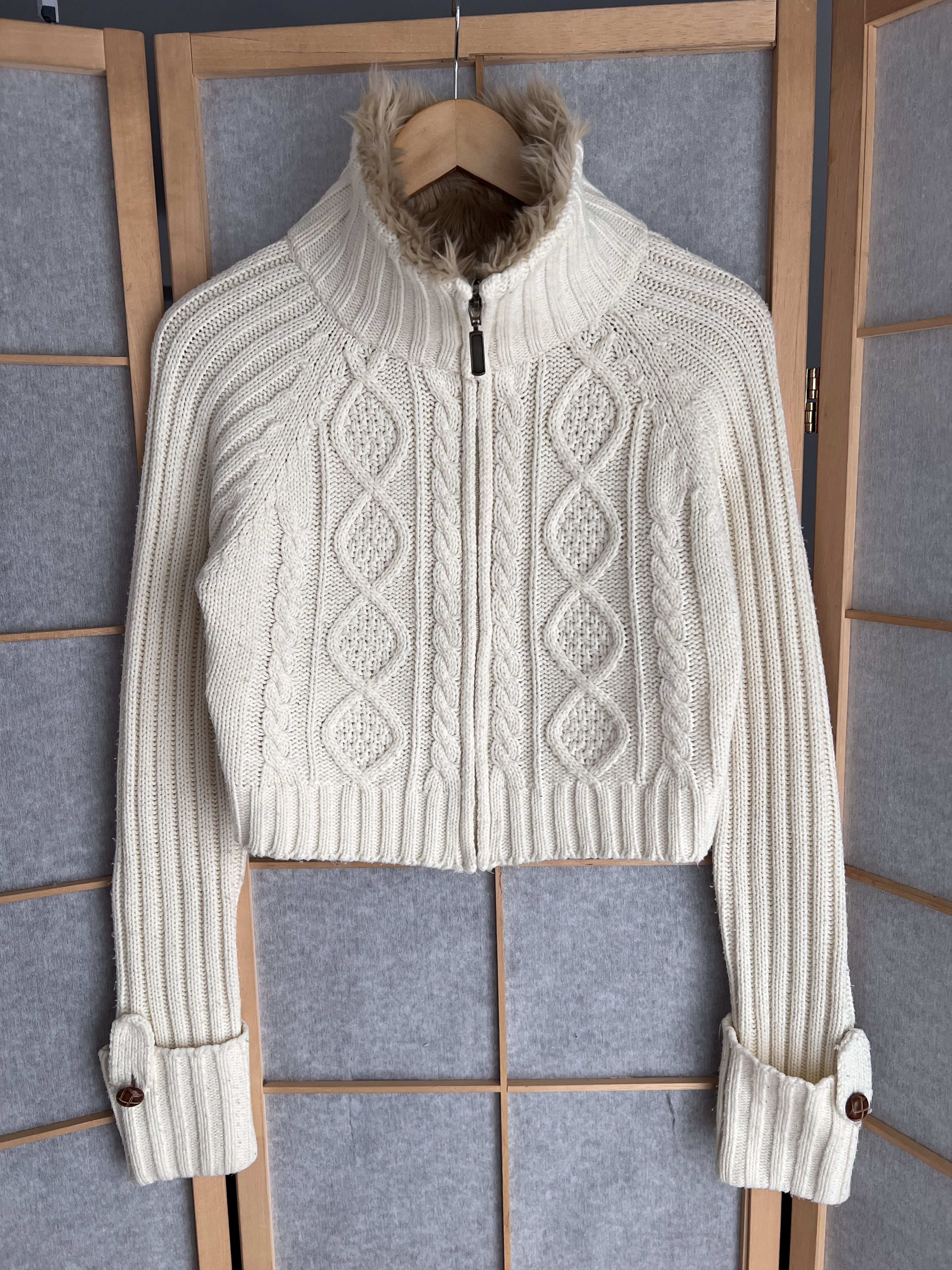 Hysteric Glamour Vintage 2000s cable knit cropped sweater faux fur collar y2k Size L / US 10 / IT 46 - 5 Thumbnail