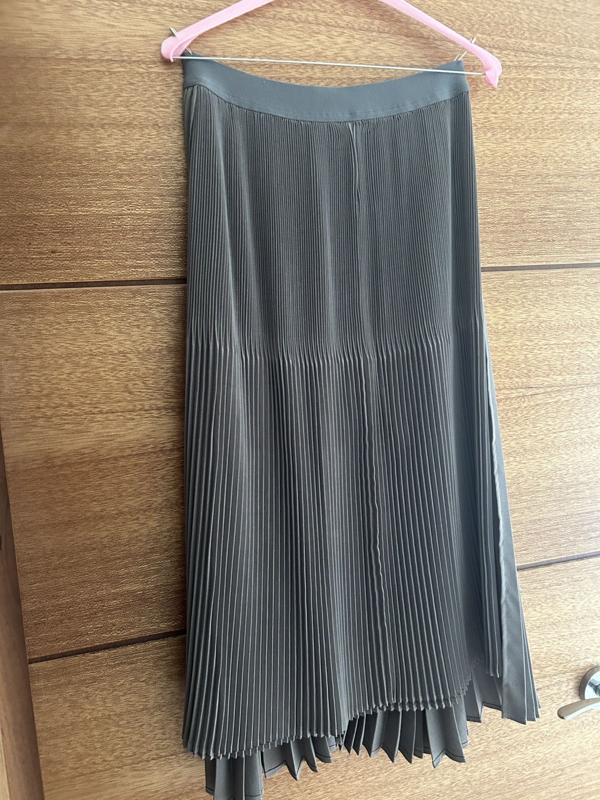 Issey Miyake × Pleats Please Issey Miyake Issey miyake plantation skirt Size 27" / US 4 / IT 40 - 2 Thumbnail