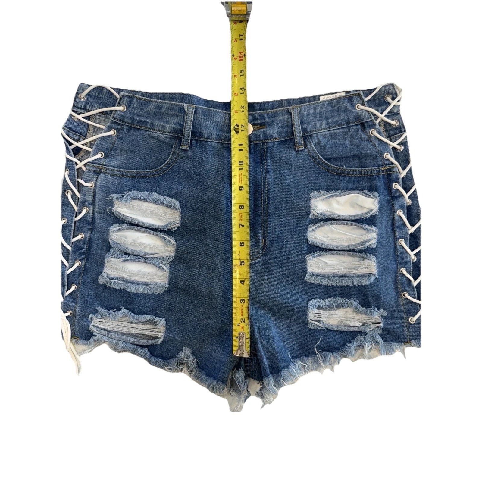 Shein Shein Women Distressed Denim Shorts Lace Up Sides Frayed XL Size 36" / US 14 / IT 50 - 2 Thumbnail