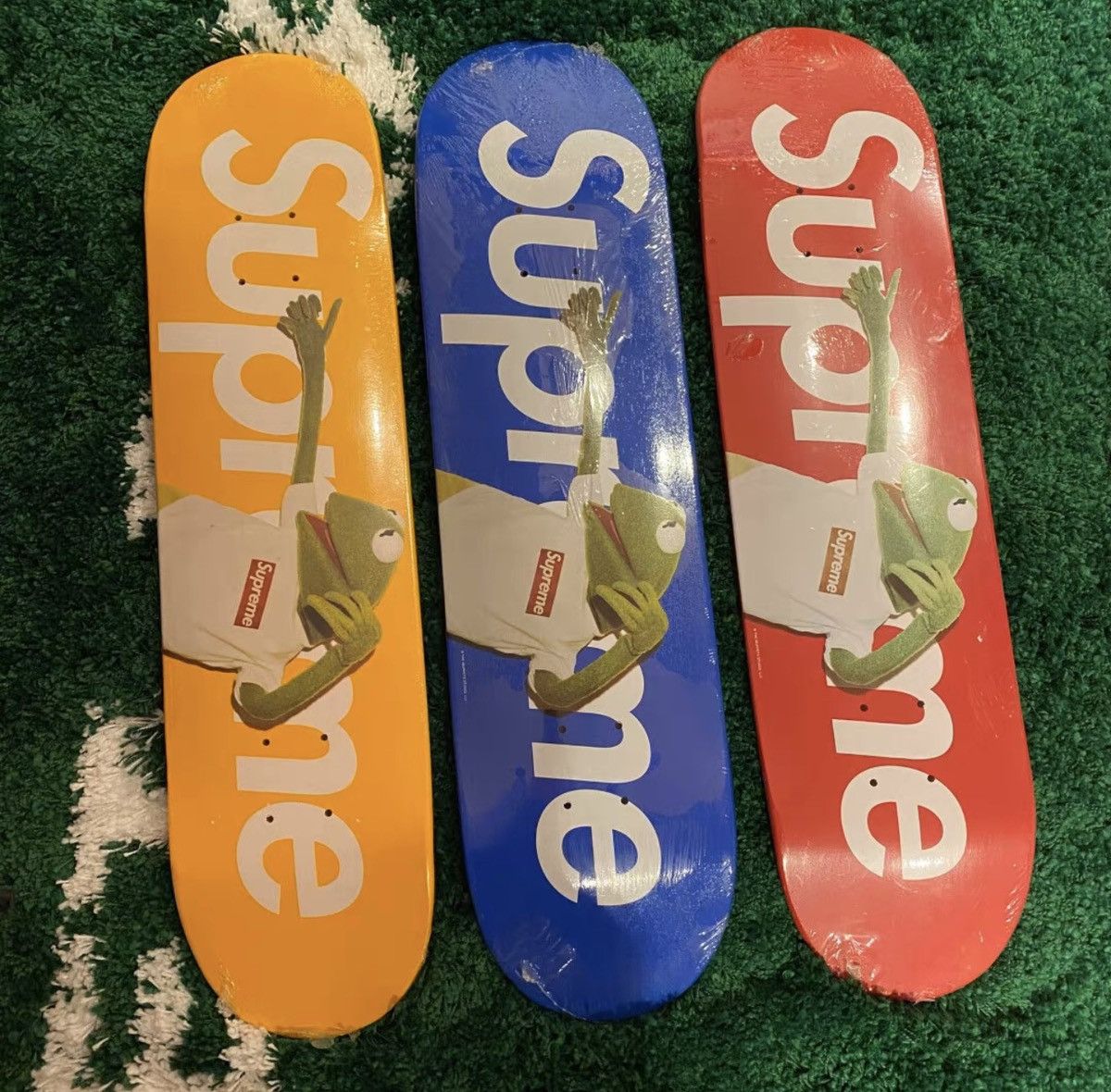 Supreme Supreme 2008 kermit deck set yellow blue red Size ONE SIZE - 1 Thumbnail