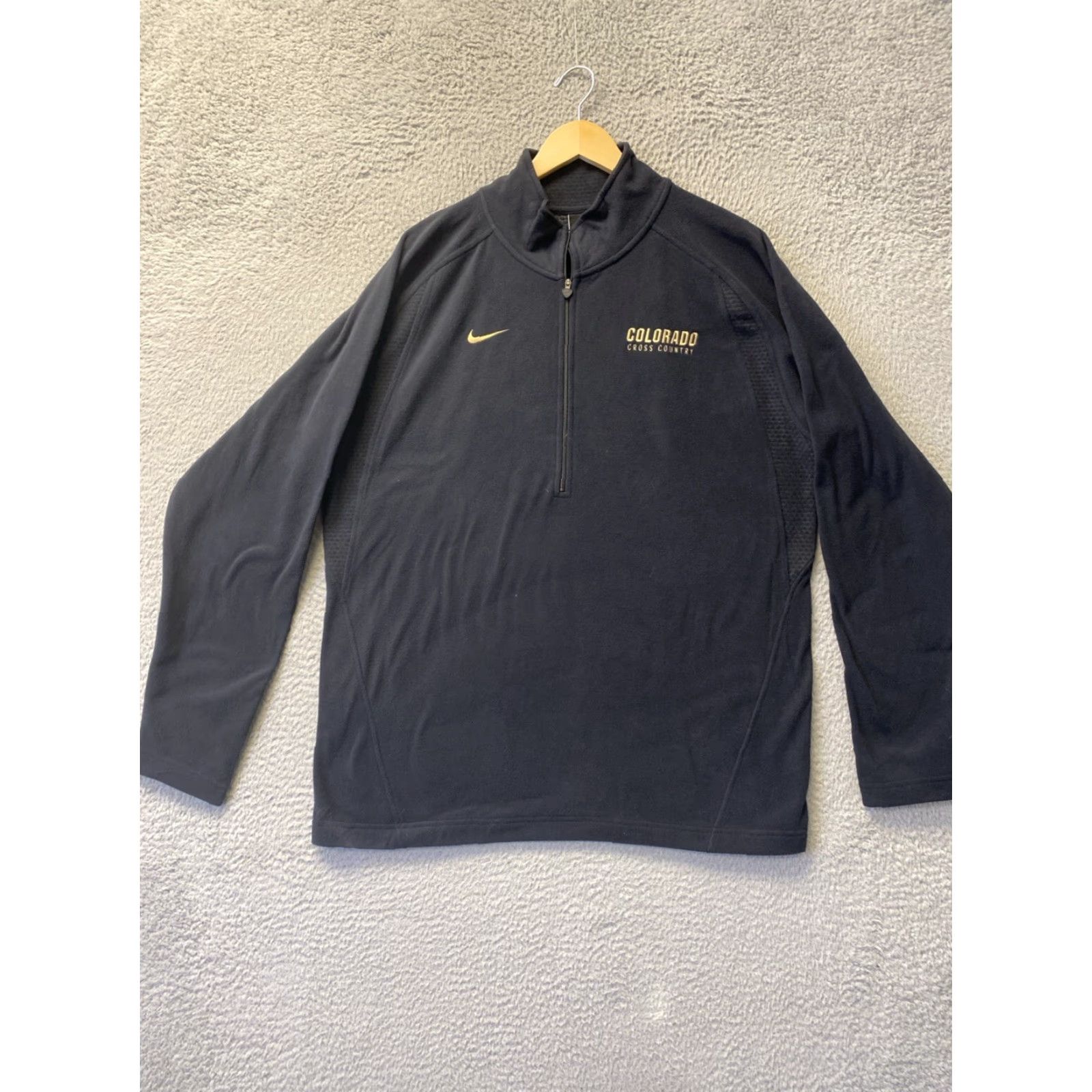 Nike Nike Long Sleeve Fleece Embroidered Logo 1/4 Zip Pullover Shirt L Black Mens Athletic Nike Athletic Logo 90s Size US L / EU 52-54 / 3 - 2 Thumbnail