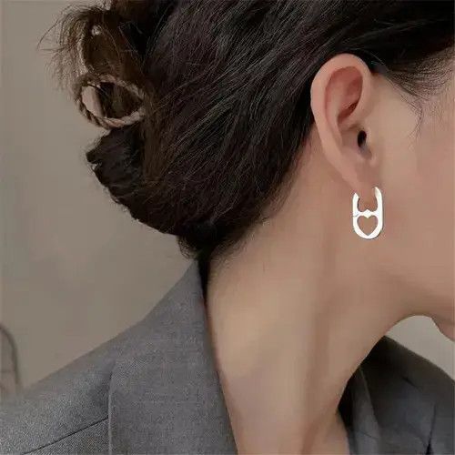 Japanese Brand Silver Color Stainless Steel Hollow Heart Hoop Earrings Size ONE SIZE - 4 Thumbnail
