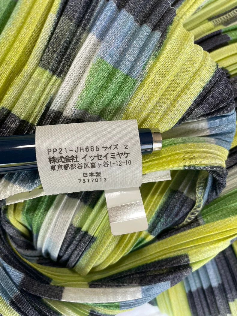 Issey Miyake Issey Miyake size:2 Green Mosaic dress Size XS / US 0-2 / IT 36-38 - 4 Thumbnail