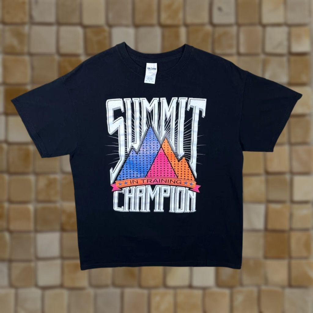 Gildan Gildan Summit Champion “In Training” Glitter Souvenir Graphic Black T-Shirt M Mens Shirt Medium Black Graphic Print 90s WL524 Size US M / EU 48-50 / 2 - 1 Thumbnail