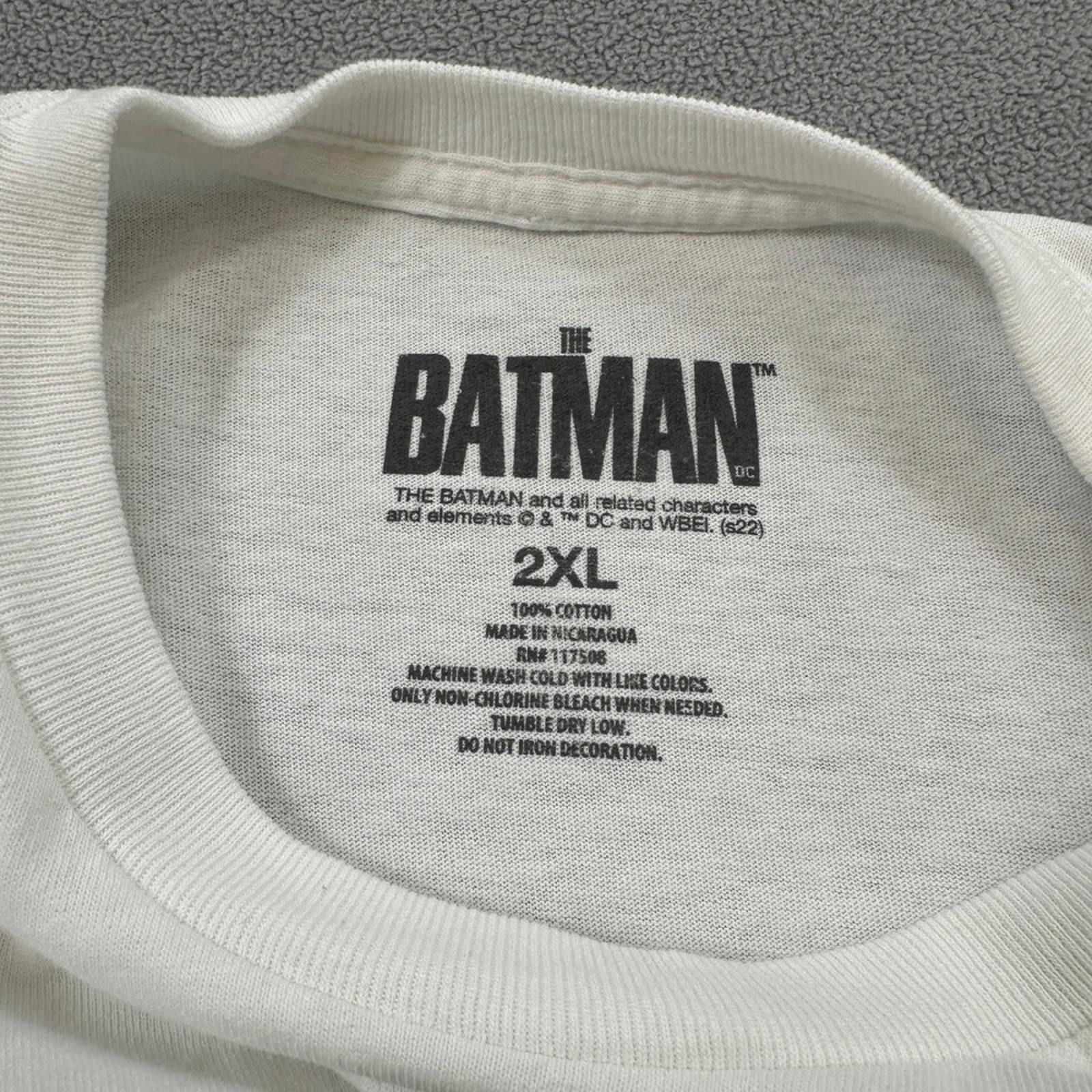 Other NWT The Batman Shirt 2XL Mens DC Comics White Movie Graphic Size US XXL / EU 58 / 5 - 3 Thumbnail