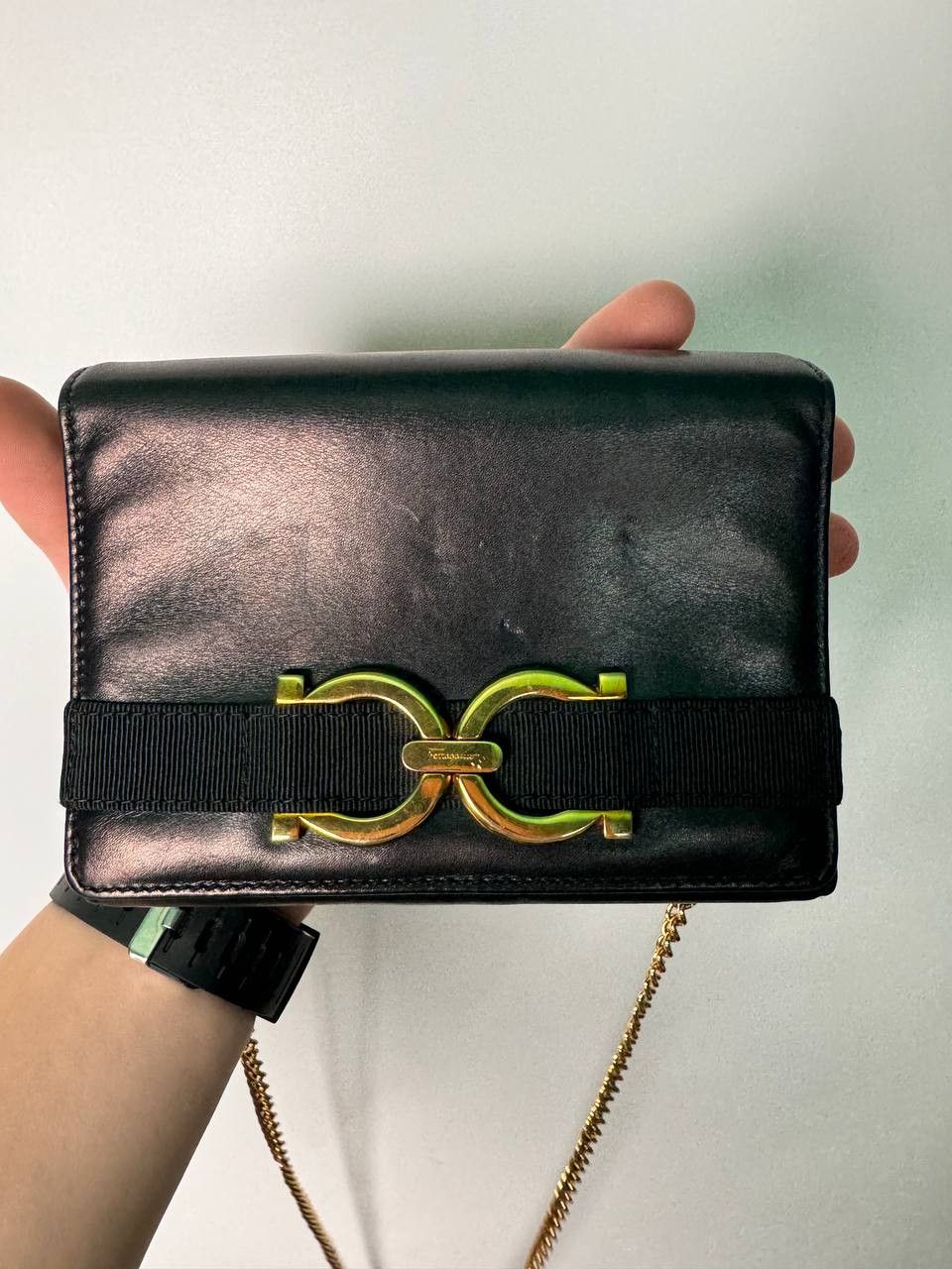 Salvatore Ferragamo Salvatore Ferragamo Logo Leather Gold Chain Bag AQ214732 Size ONE SIZE - 4 Thumbnail