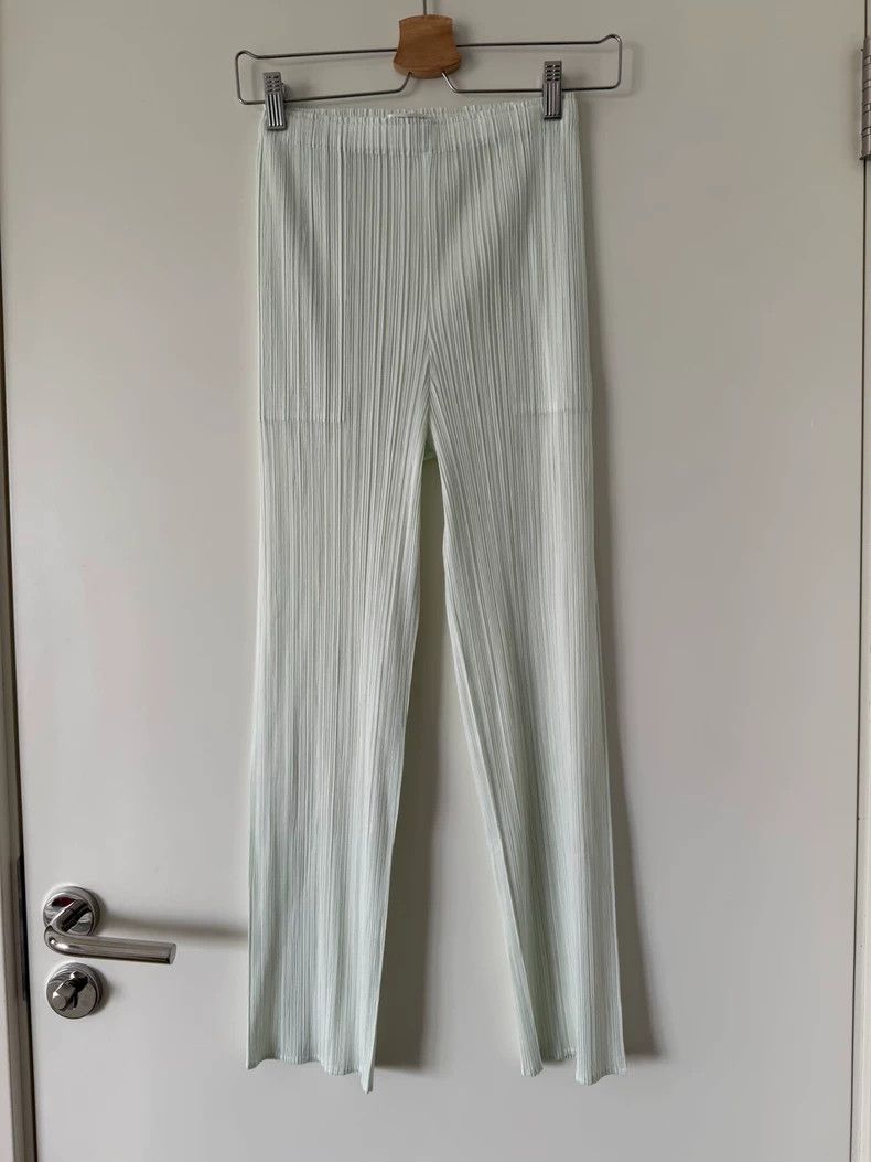 Issey Miyake Issey Miyake size:3 Mint green pleated pants Size 42" / US 20 - 1 Thumbnail