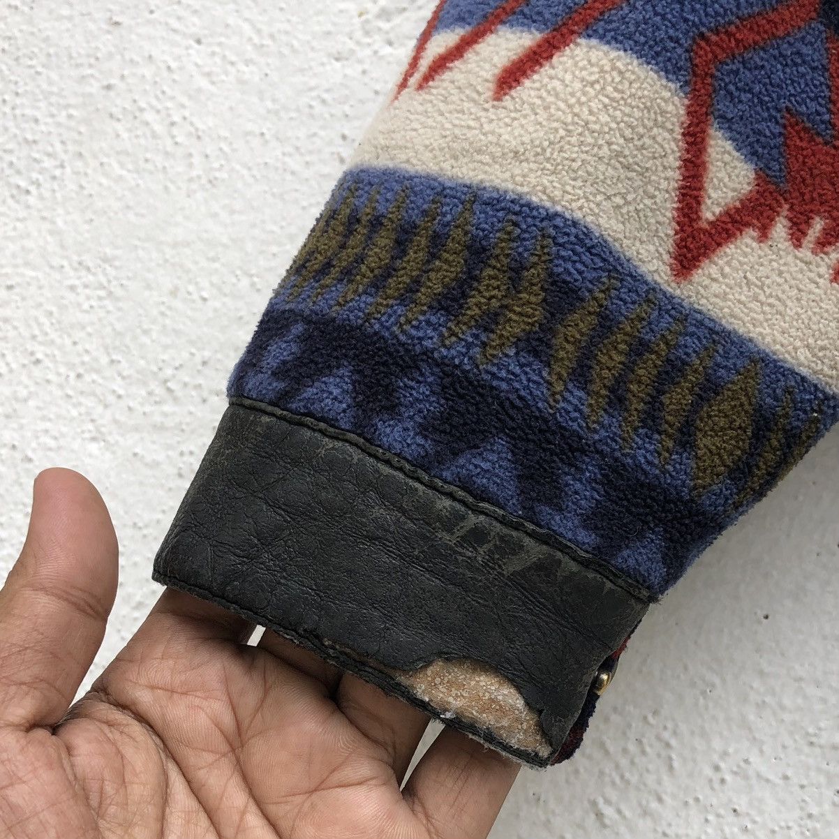Vintage Vintage NZ Lamb Skim Leather Navajo Pattern Fleece Jacket Size US L / EU 52-54 / 3 - 17 Thumbnail