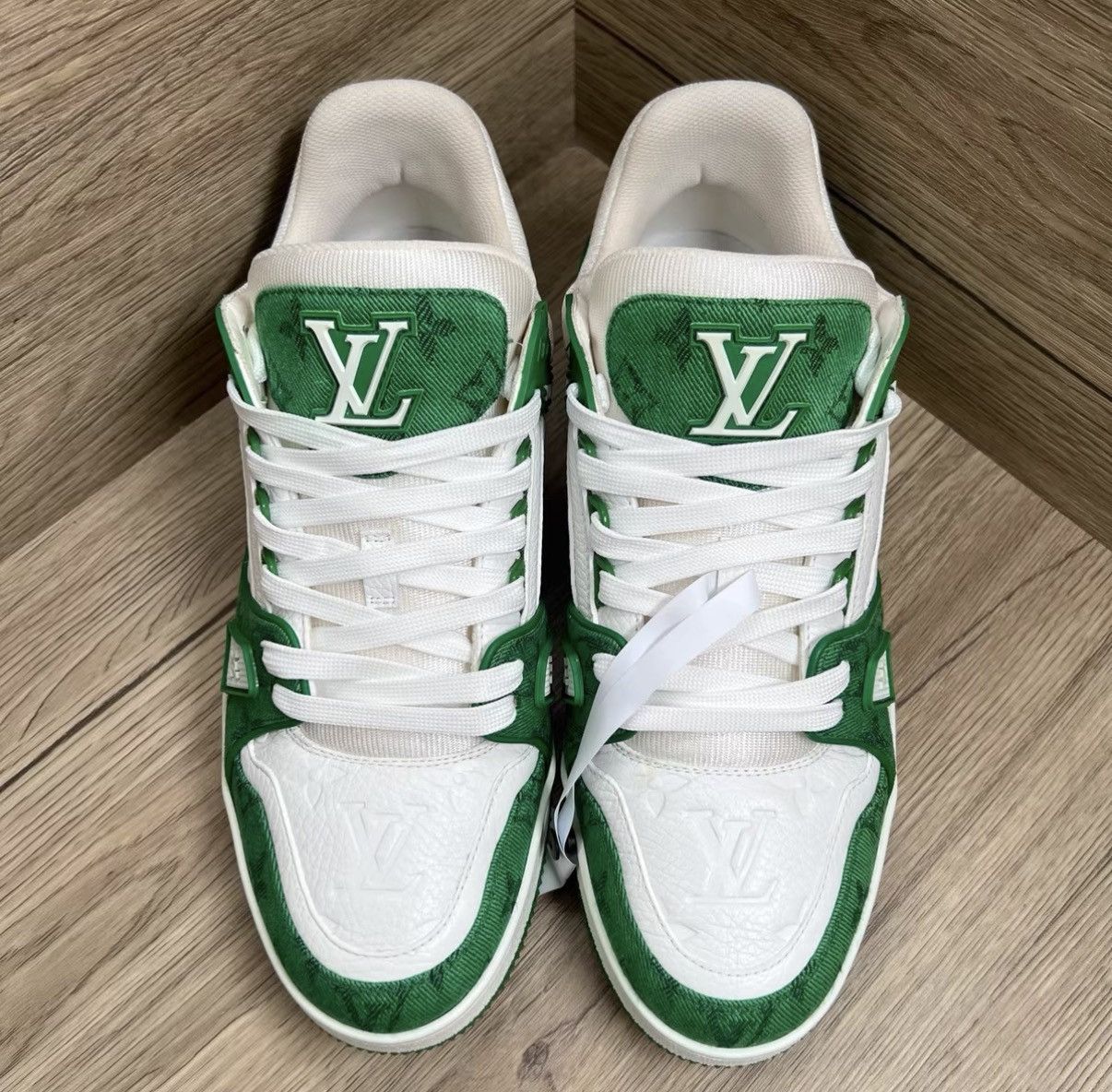 Louis Vuitton Louis Vuitton Trainer White & Green Denim Sneakers J41 Size US 8 / EU 41 - 2 Thumbnail