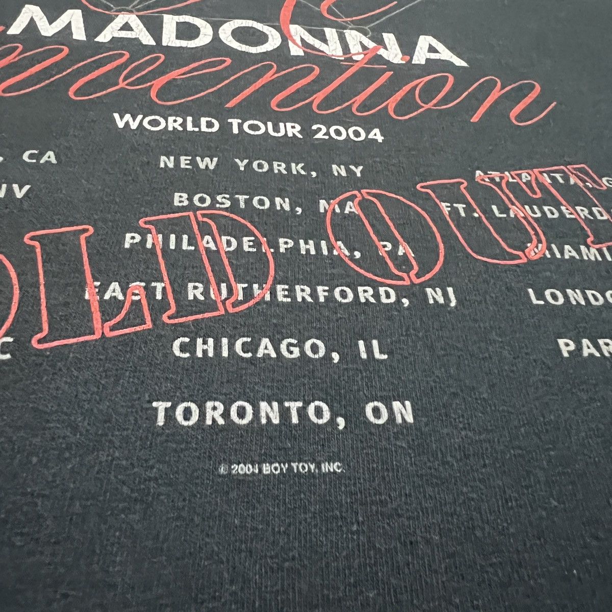 Band Tees Vintage 2004 Madonna Tour Promo Tee Faded Size US M / EU 48-50 / 2 - 10 Thumbnail