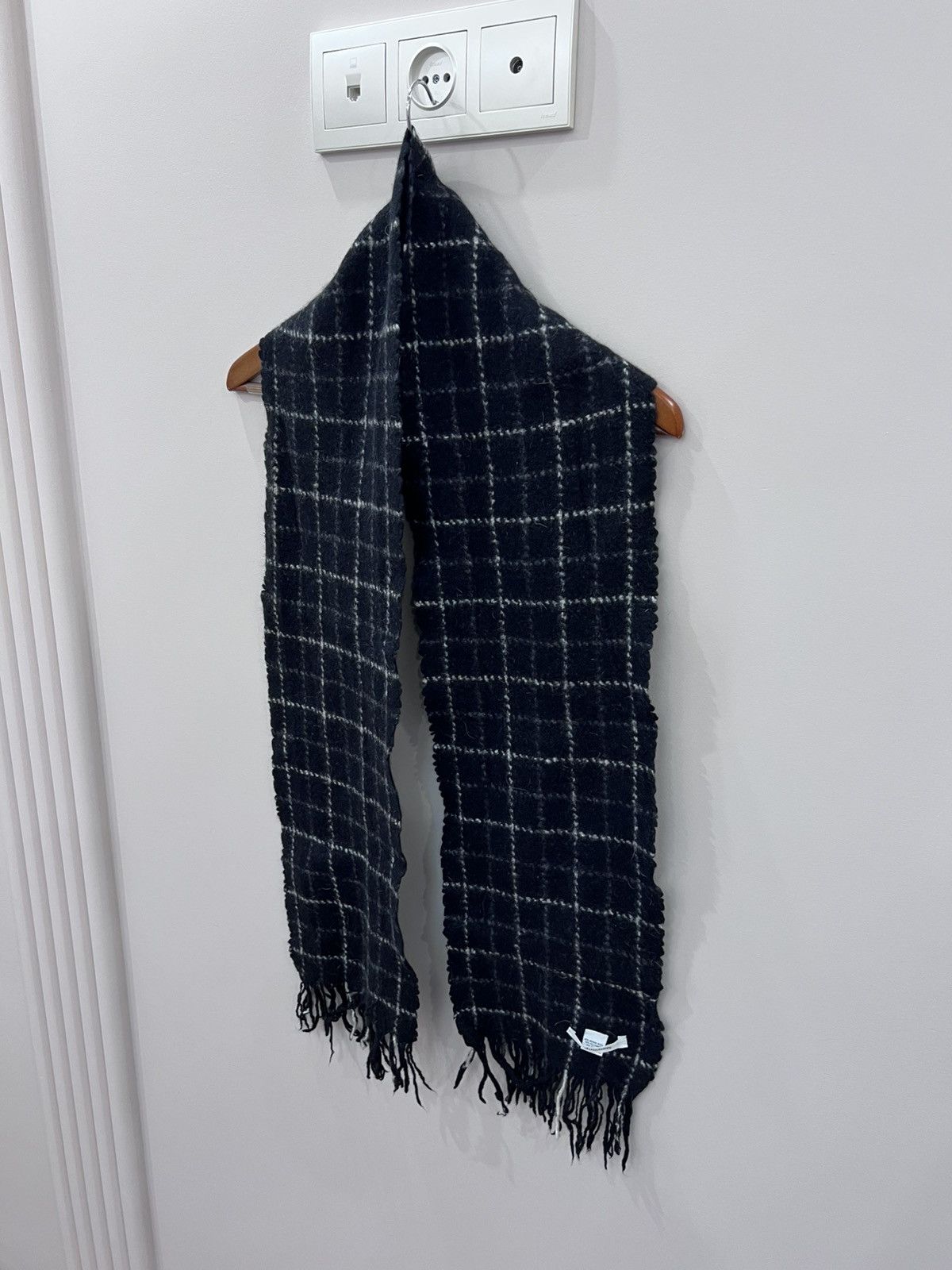 Johnstons Of Elgin VERY RARE wool scarf Johnstons of Elgin scotland Size ONE SIZE - 2 Thumbnail